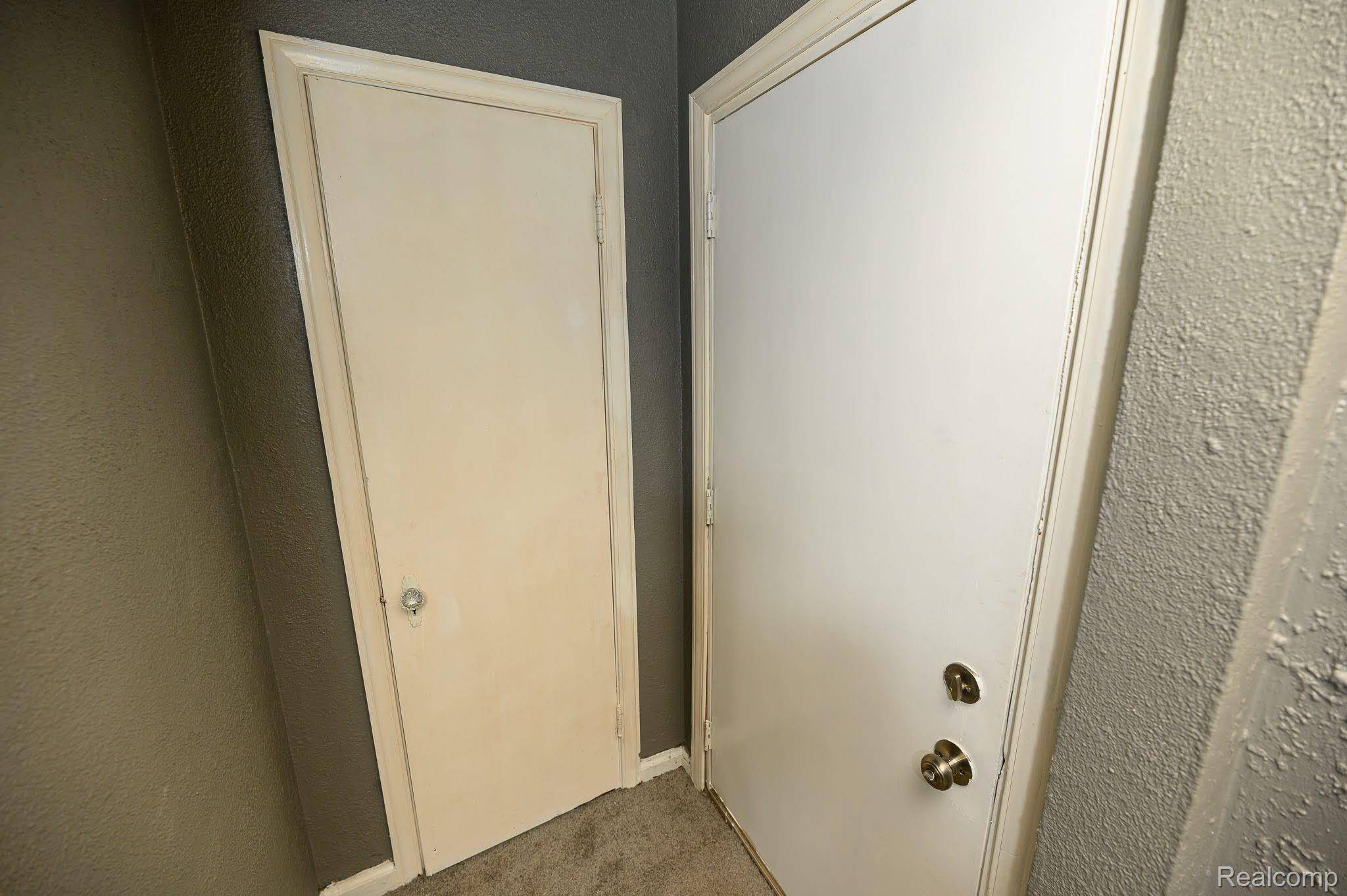 Detroit, MI 48227,9600 HUBBELL ST