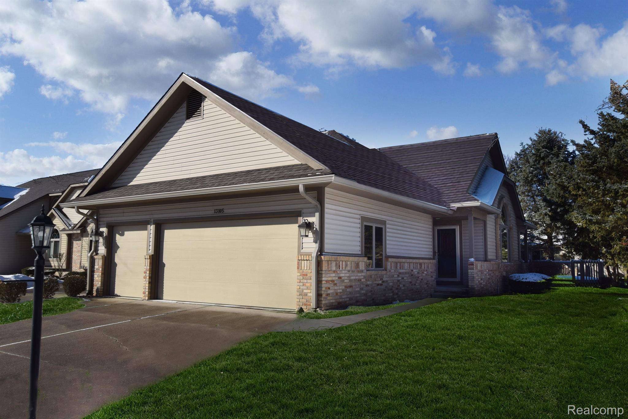 Clio, MI 48420,13105 VILLAGE CT