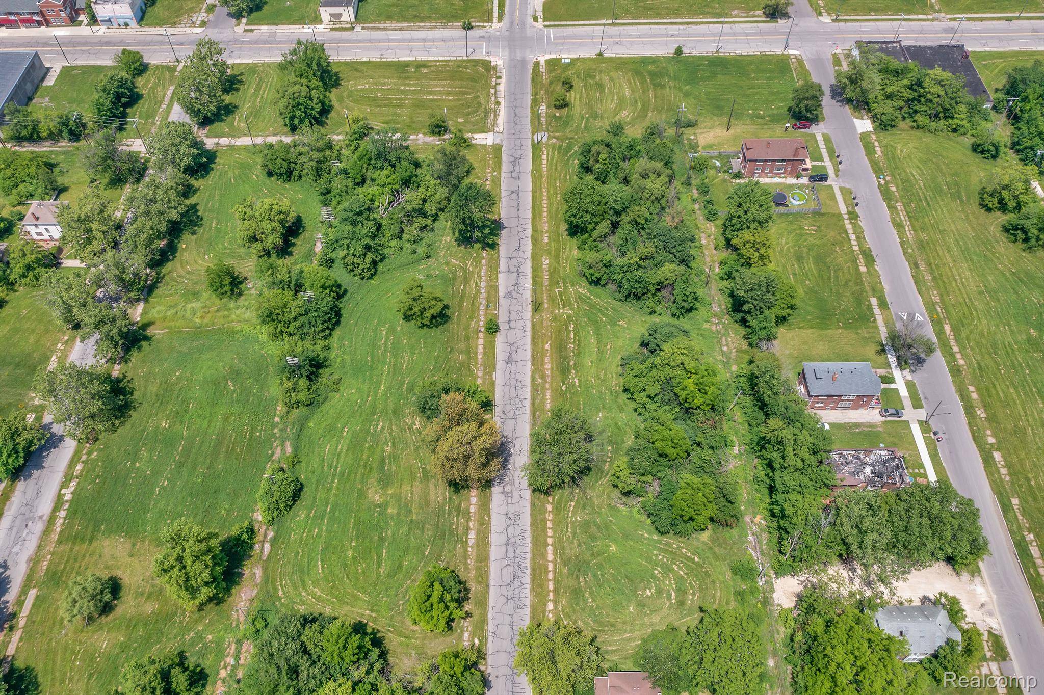 Detroit, MI 48215,1526 DICKERSON ST