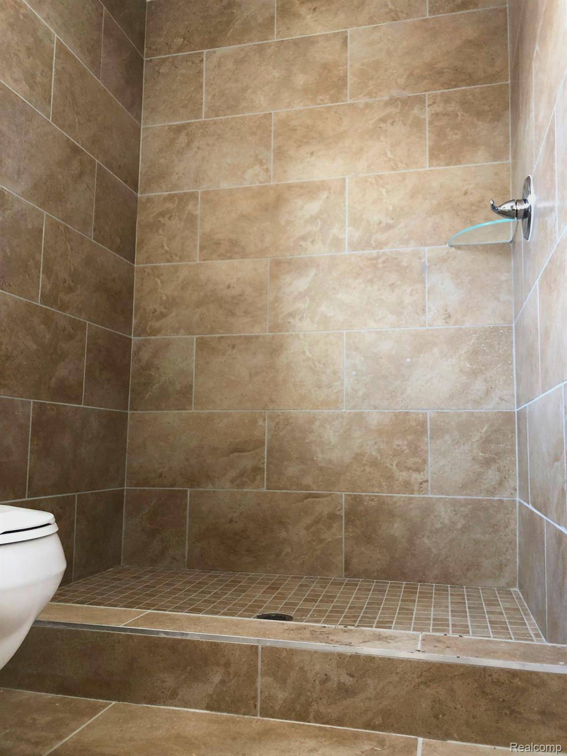 Southfield, MI 48075,21902 DUNS SCOTUS ST