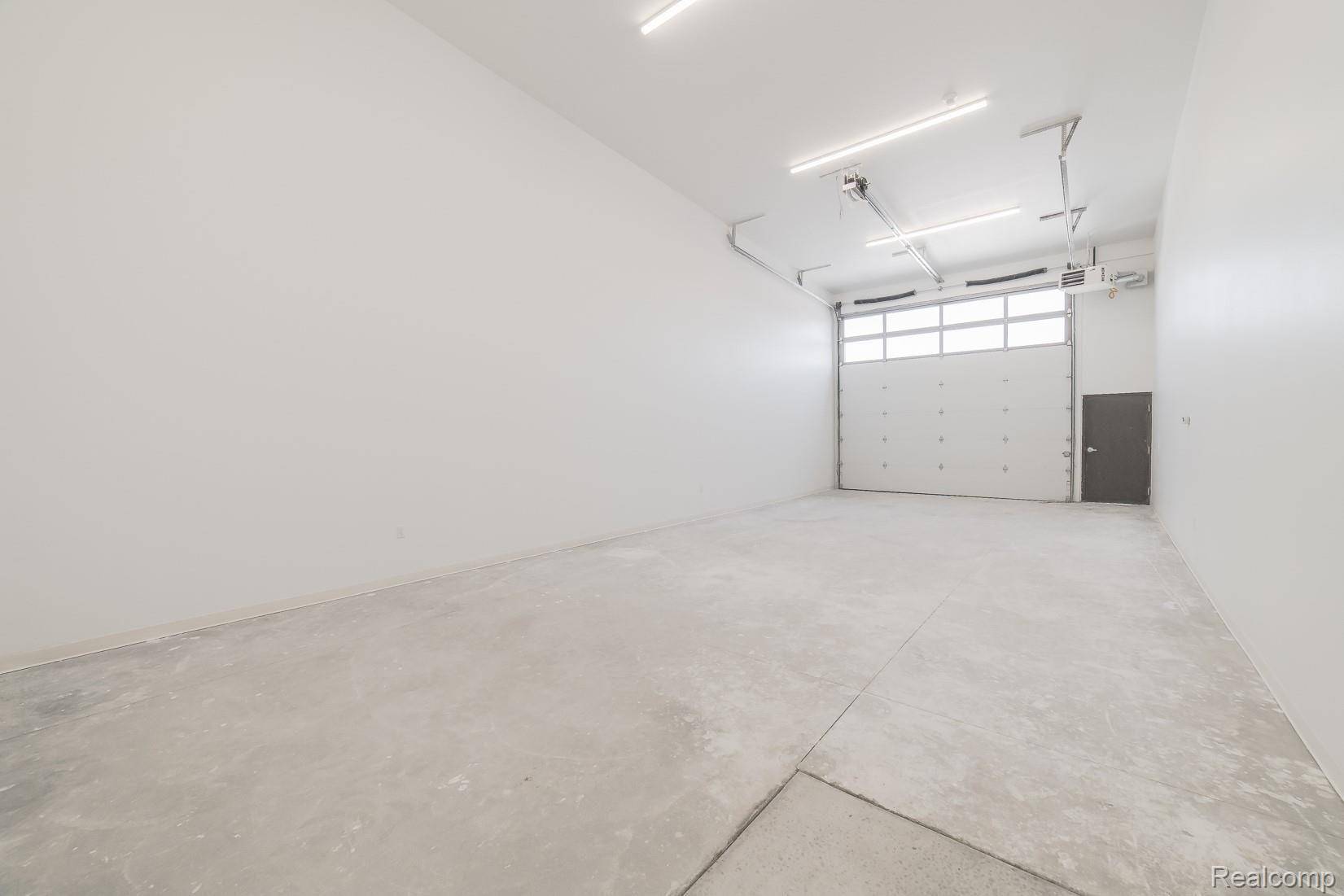 Waterford, MI 48327,1641 Balian RD #F-51