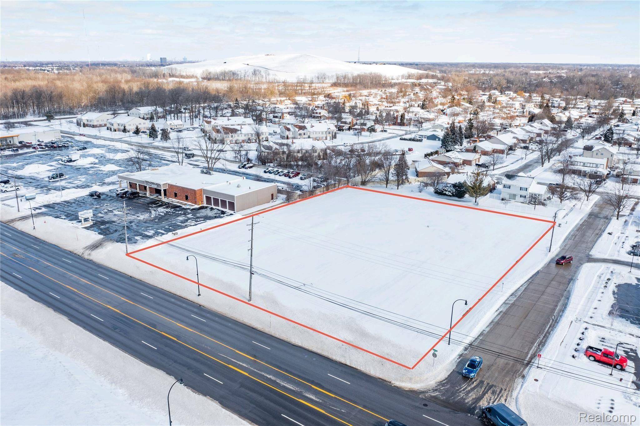 Woodhaven, MI 48183,21535 ALLEN RD