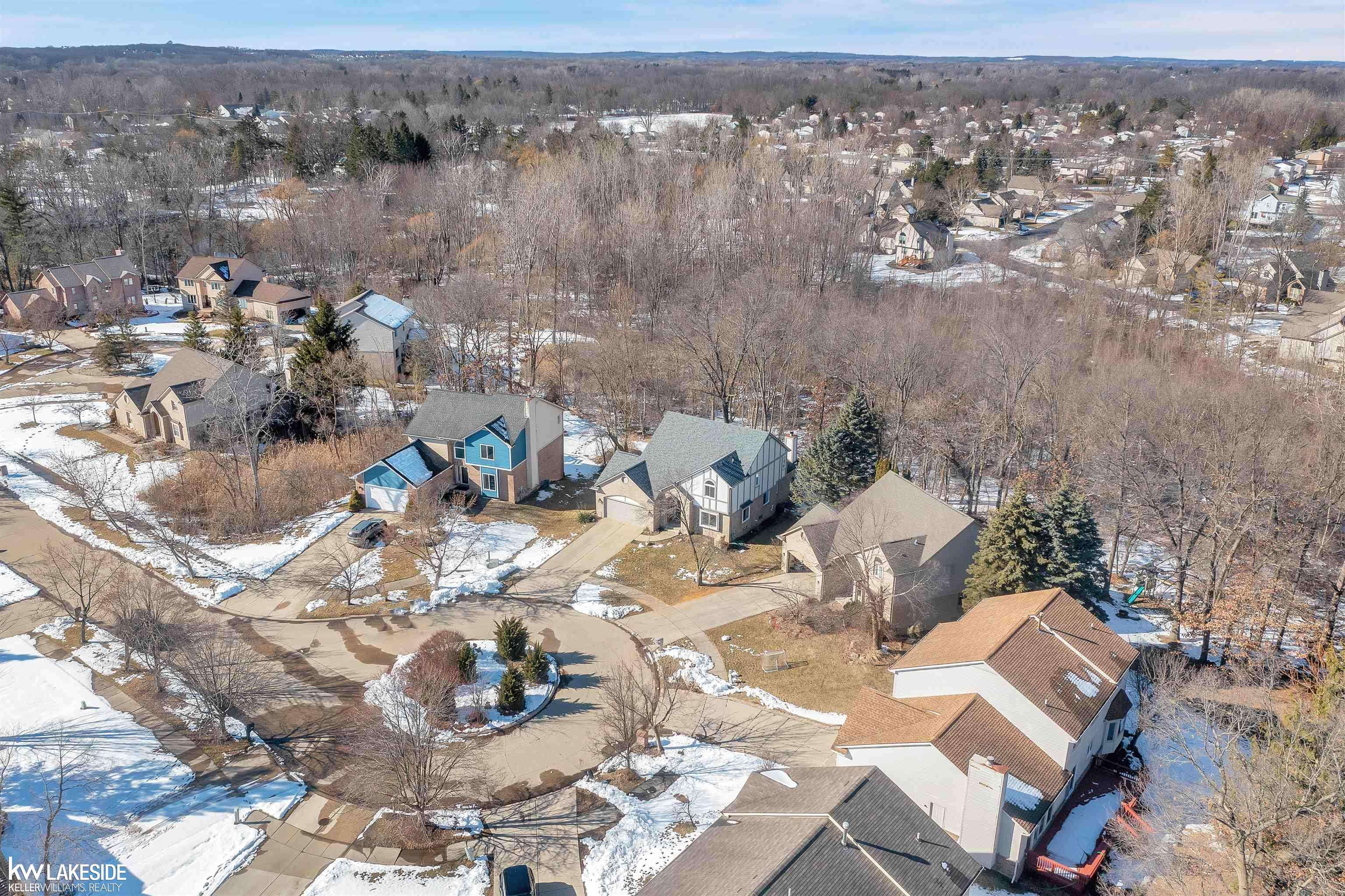 West Bloomfield, MI 48324,6028 Jennifer Crescent