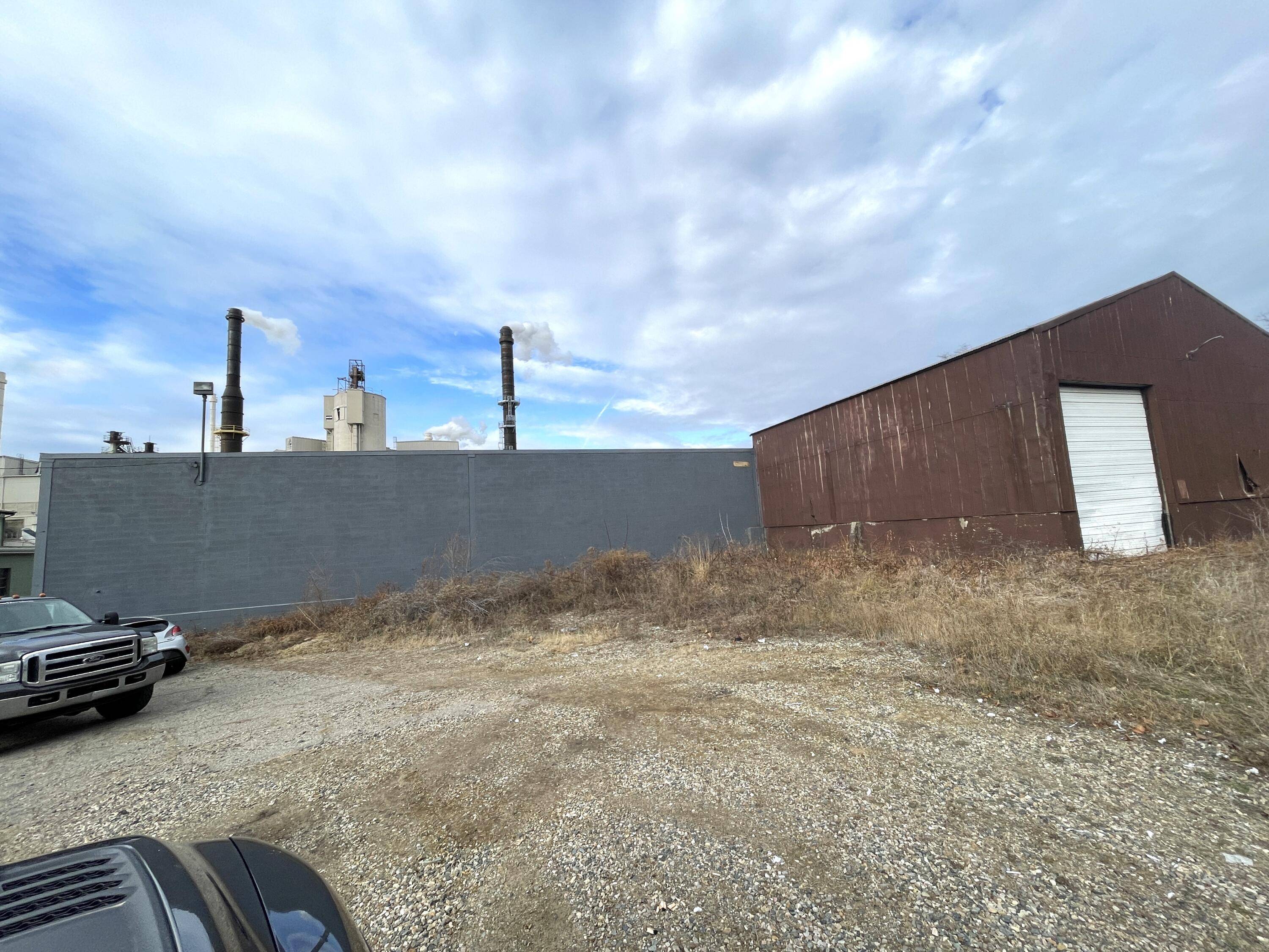 Albion, MI 49224,904 N Clark ST