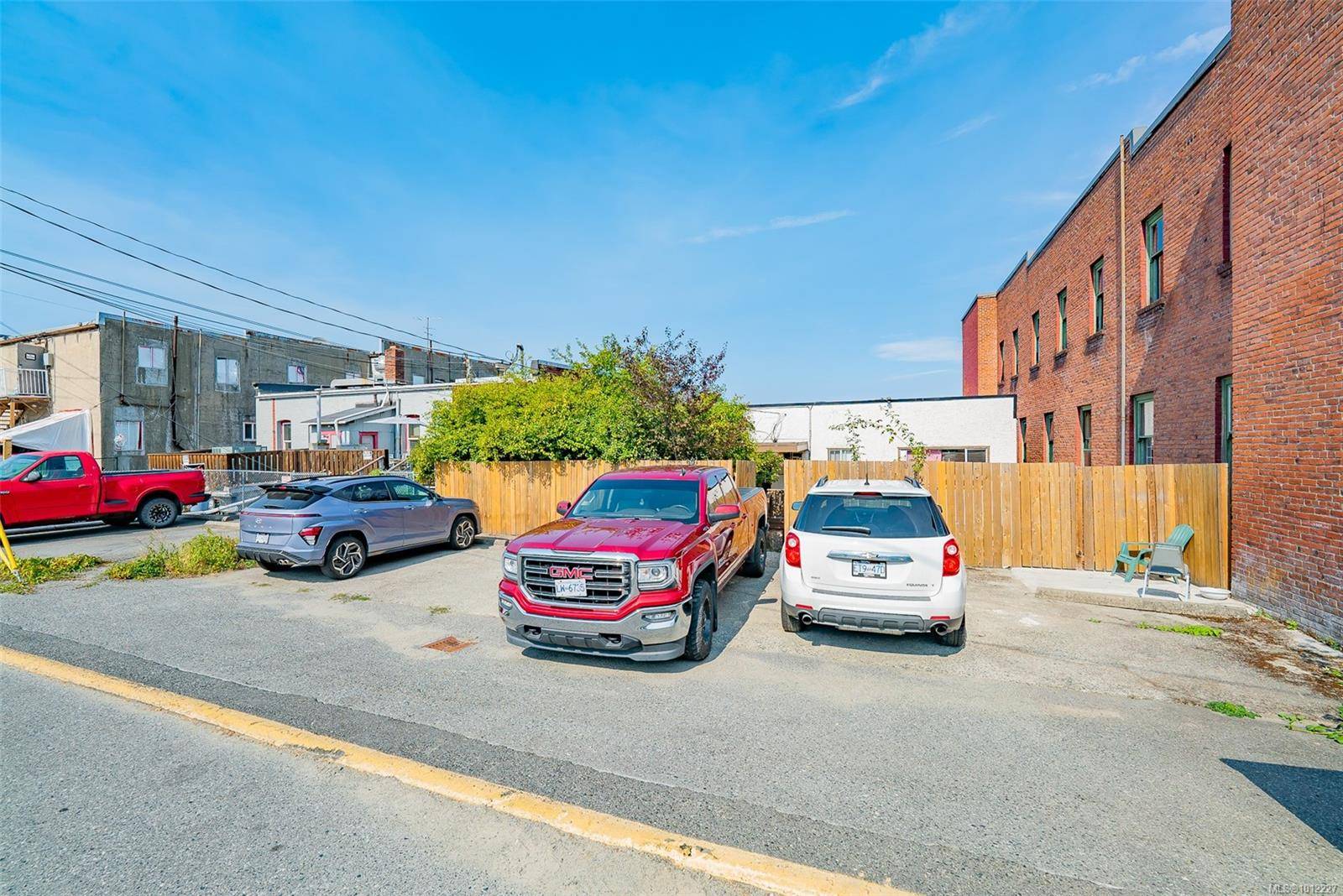 Ladysmith, BC V9G 1A1,430 1st Ave