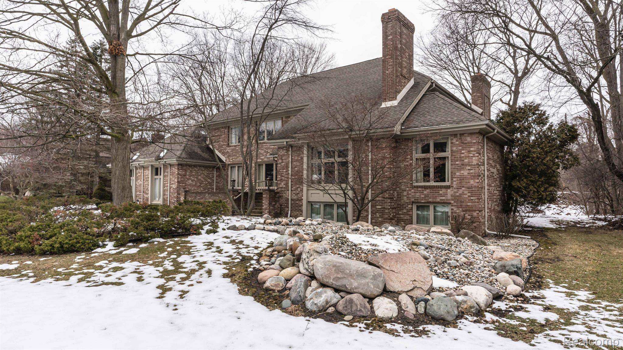 Bloomfield Hills, MI 48302,350 Sycamore CT