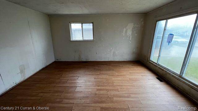 Taylor, MI 48180,20915 MILLARD ST