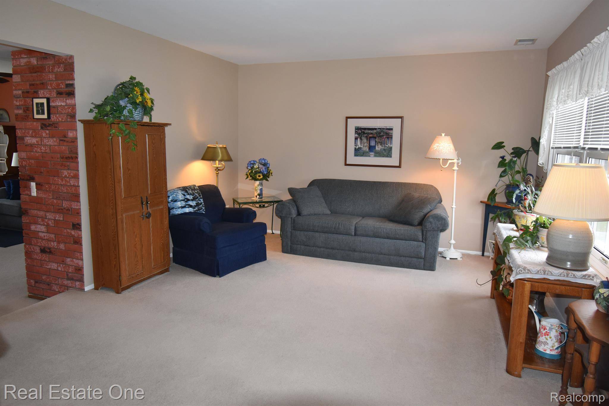 MI 48167,19711 Hayes CT