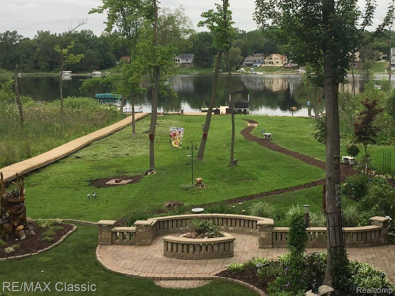 Wixom, MI 48393,1514 Forest Bay