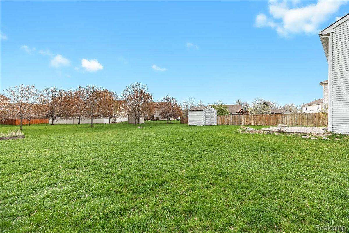 Linden, MI 48451,256 RUSTIC TRL