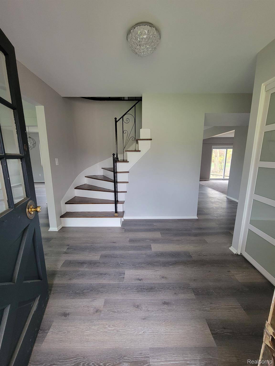 Southfield, MI 48033,24915 Thorndyke ST