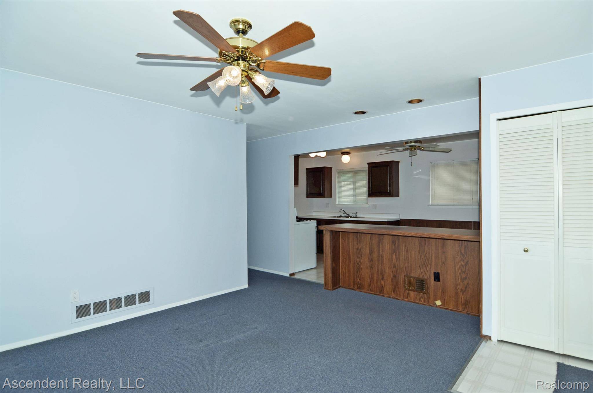 Warren, MI 48093,32117 KNAPP AVE