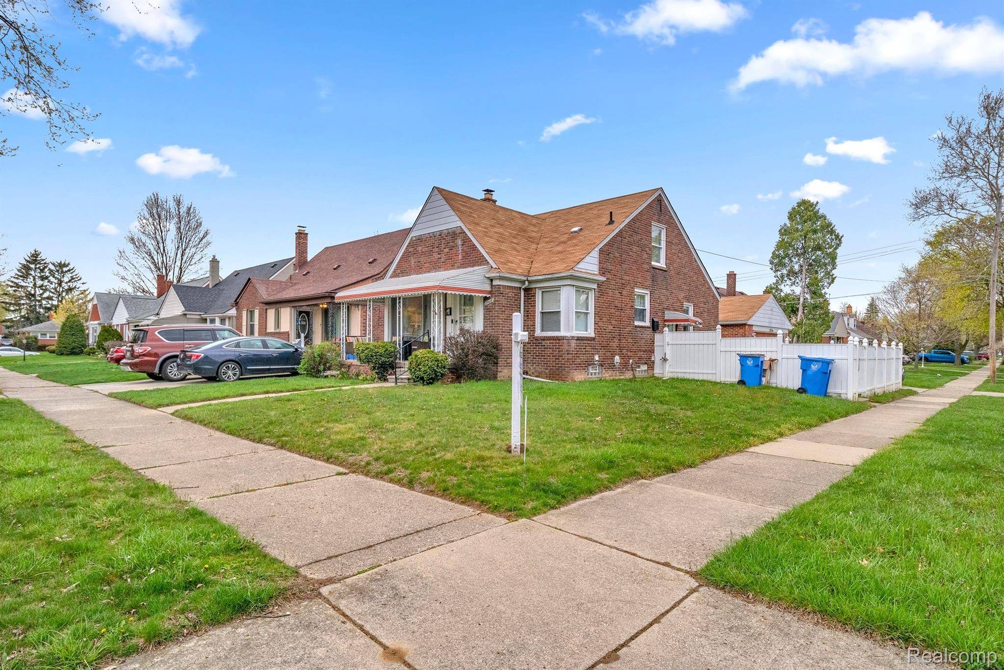 Dearborn Heights, MI 48127,23406 TIREMAN ST