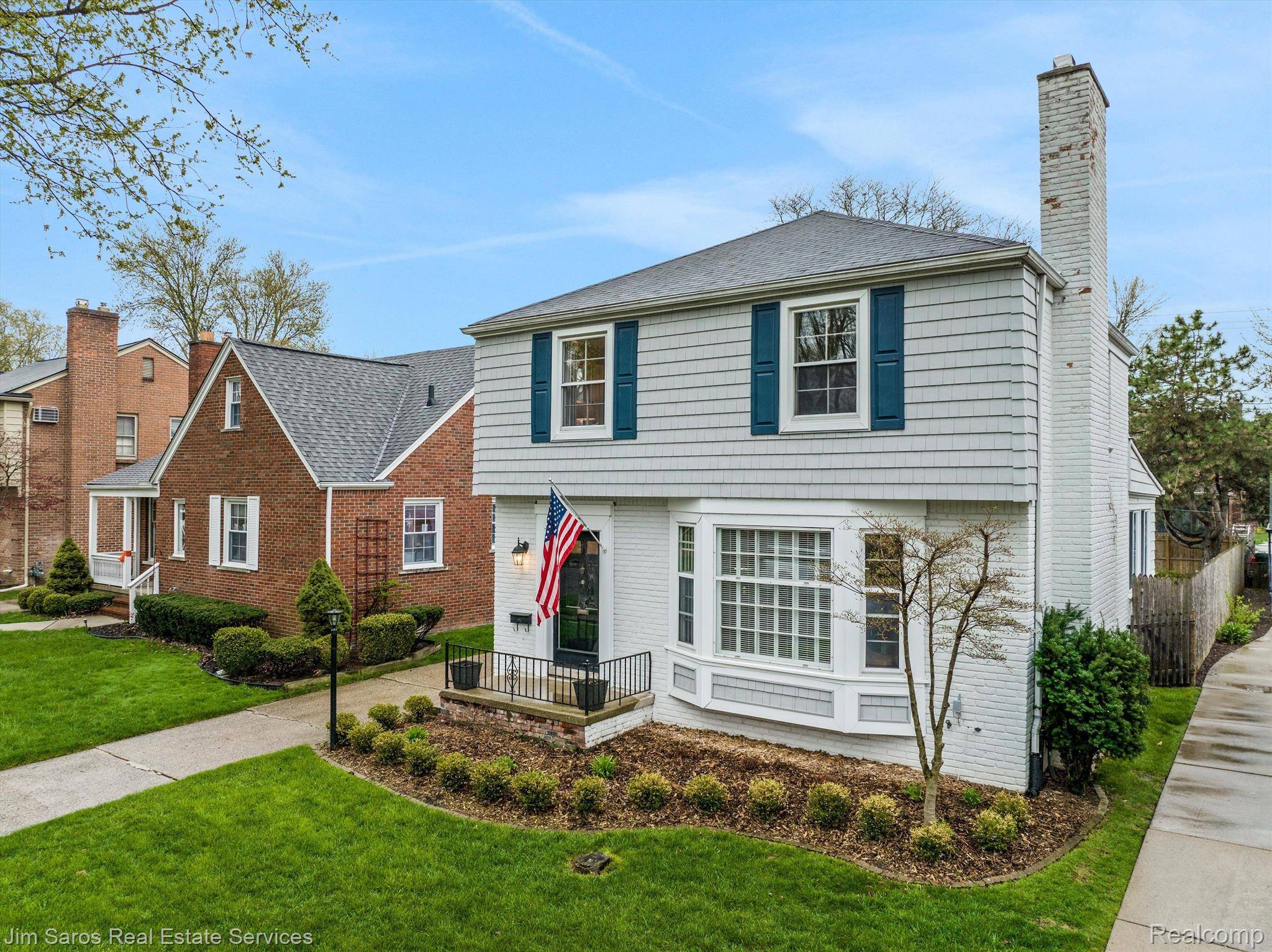 Grosse Pointe Farms, MI 48236,323 MOUNT VERNON AVE