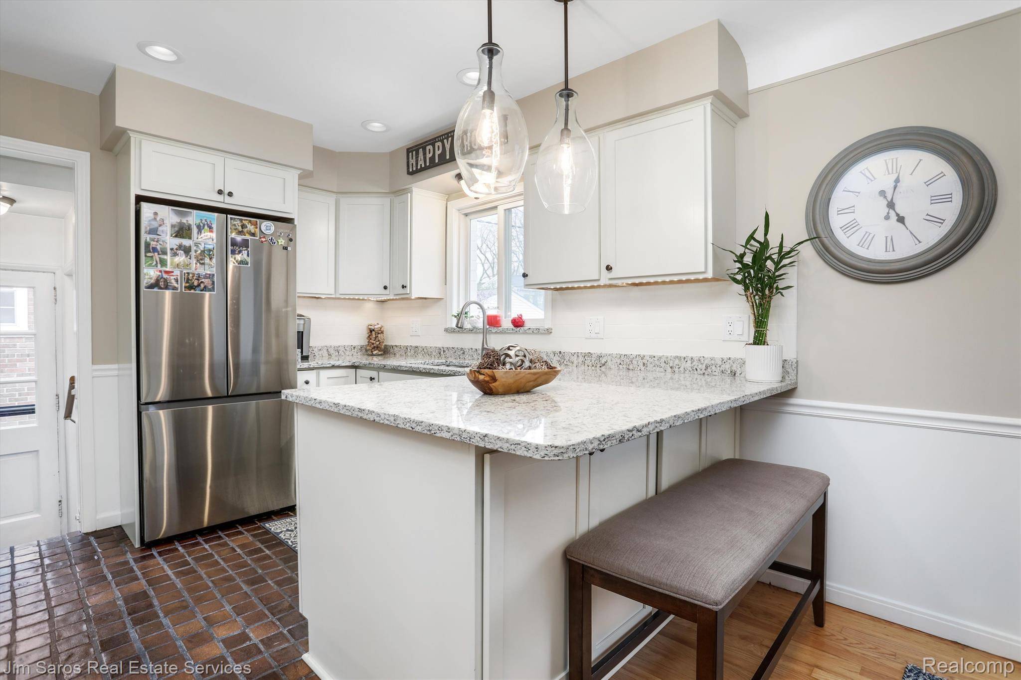 Grosse Pointe Farms, MI 48236,323 MOUNT VERNON AVE