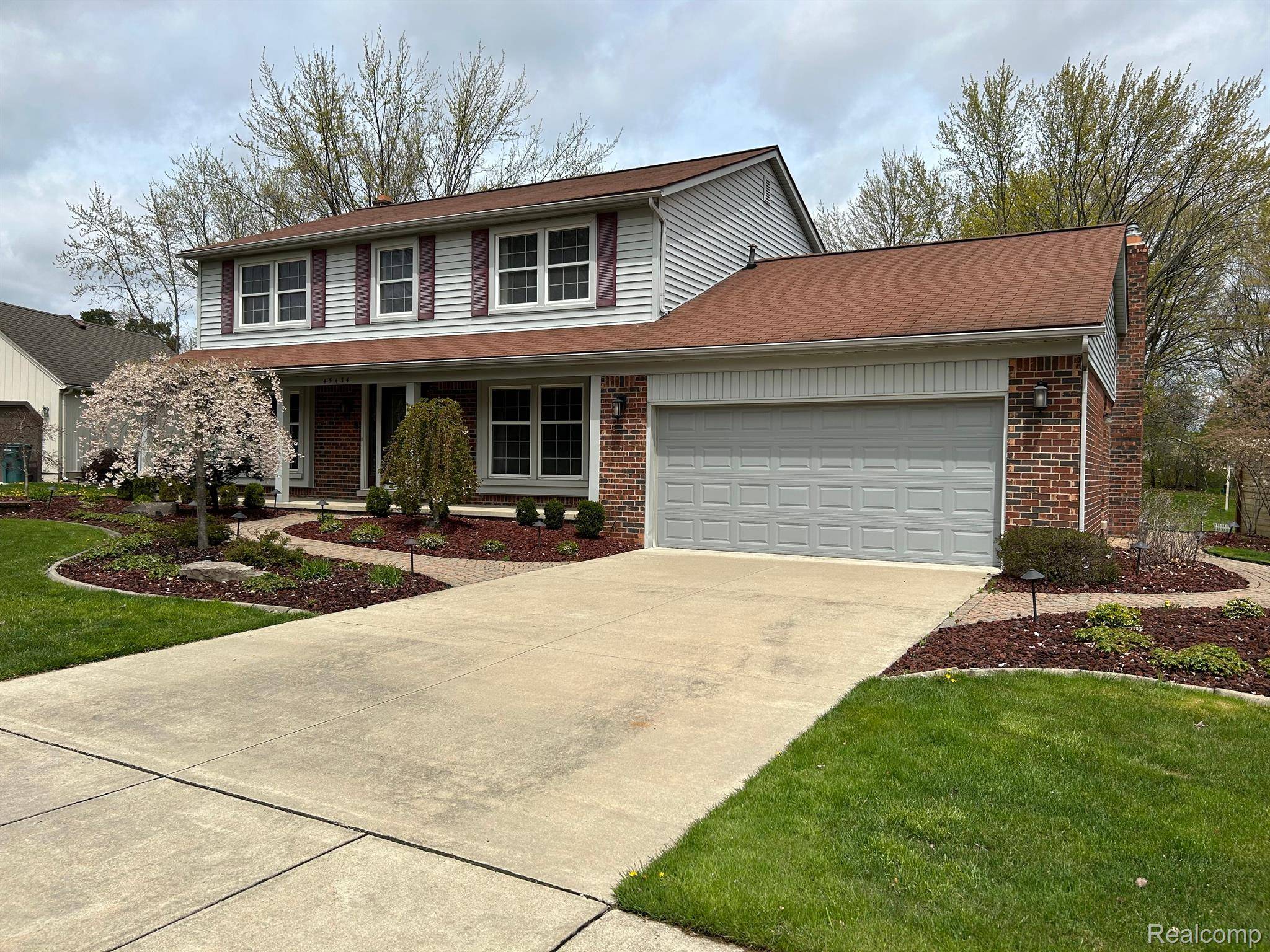 Plymouth, MI 48170,45434 MOONLIGHT DR