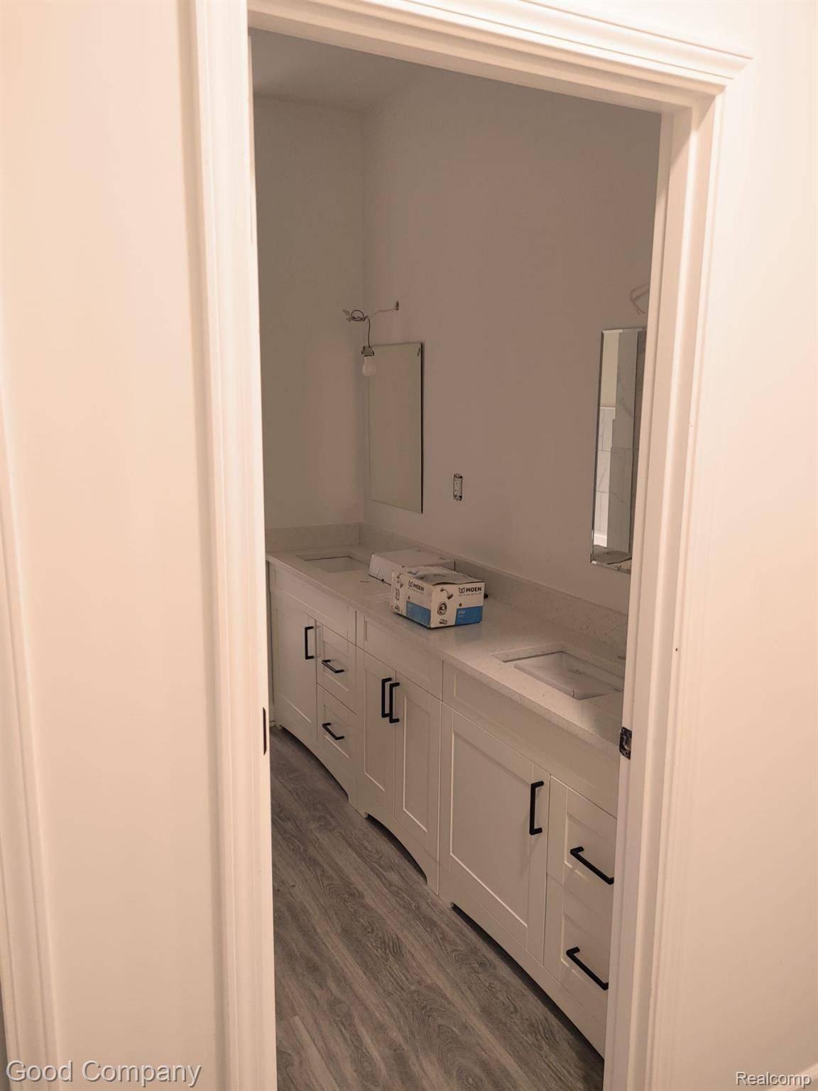 Taylor, MI 48180,25823 COVE CREEK DR