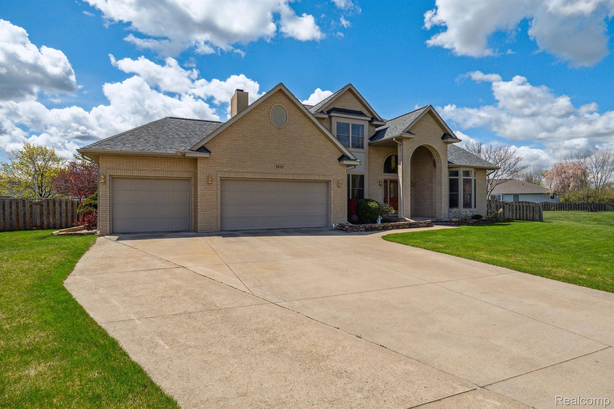 Saginaw, MI 48603,3825 Morningside LN