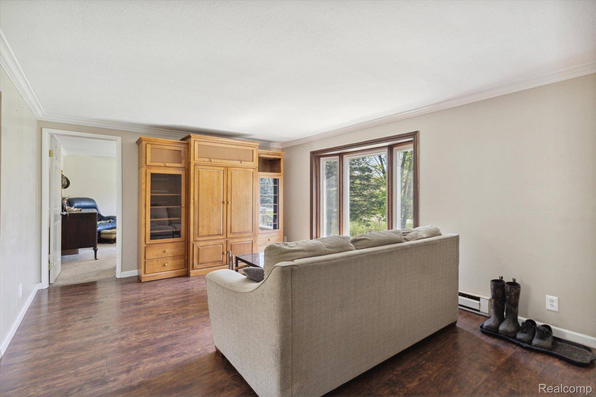 Fowlerville, MI 48836,7300 SOBER RD