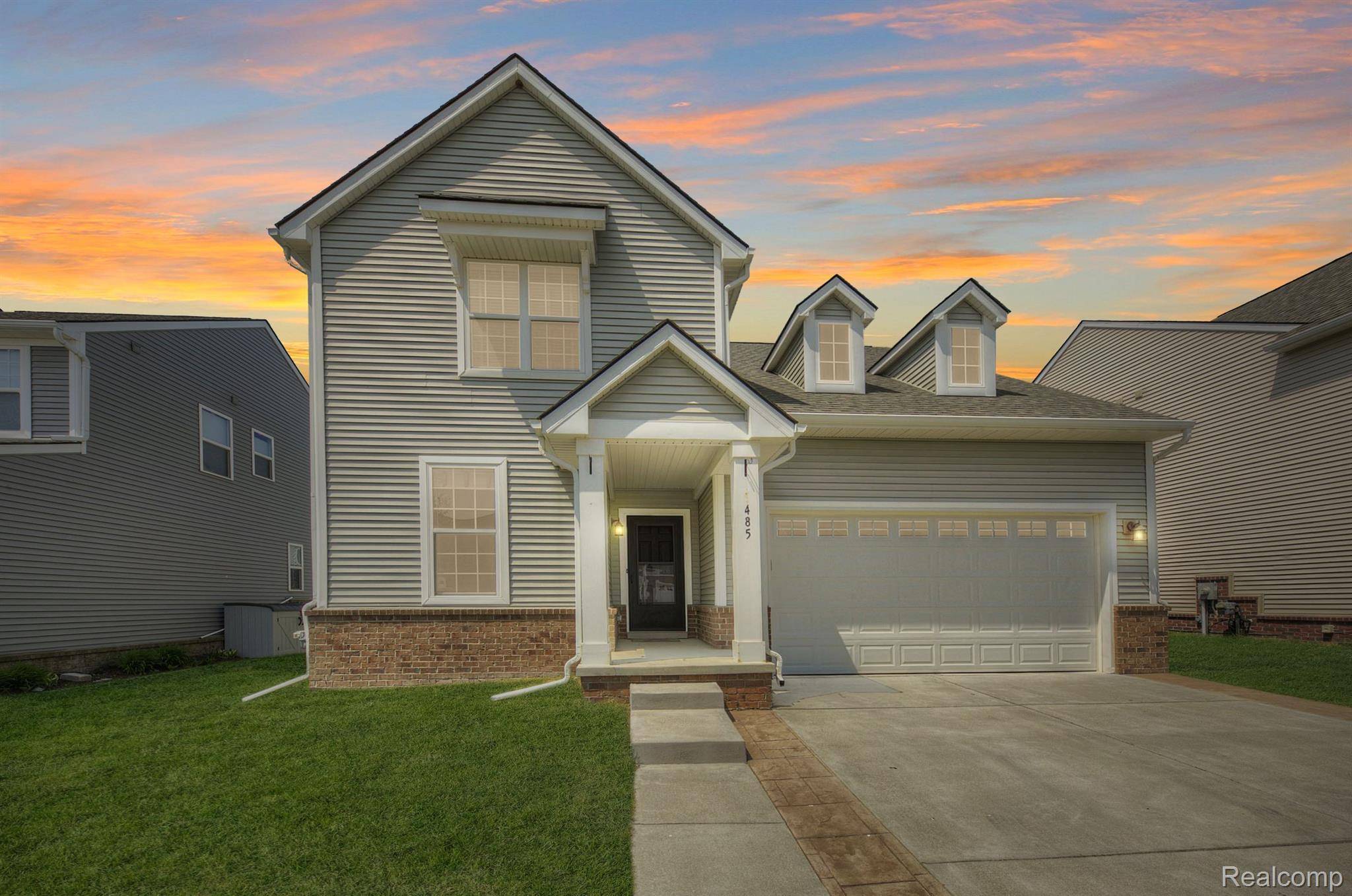 Wixom, MI 48393,485 Fletcher ST