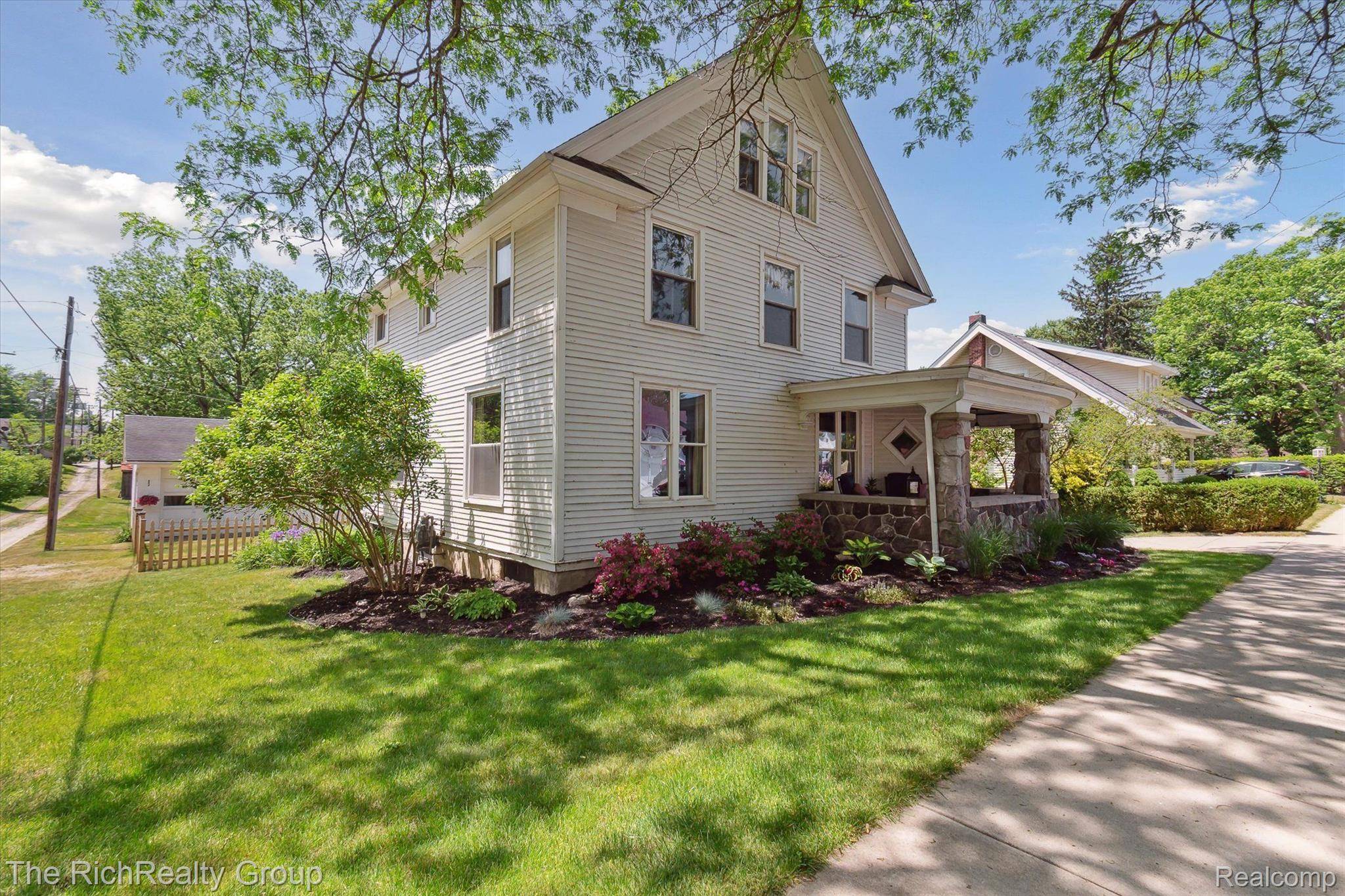 Dexter, MI 48130,8065 4th ST