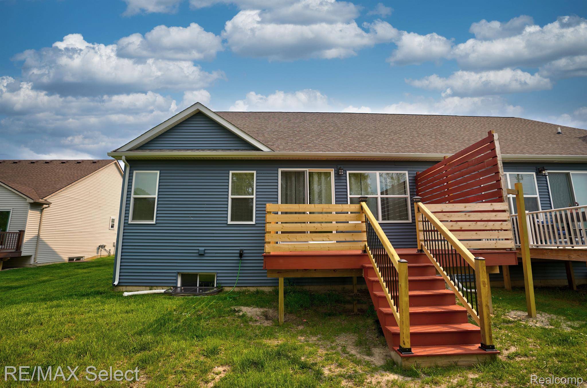 Davison, MI 48423,2376 Waterford WAY