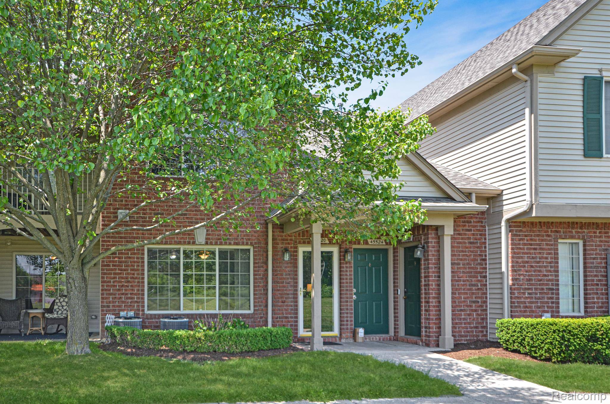 Utica, MI 48315,45520 Hidden View CT