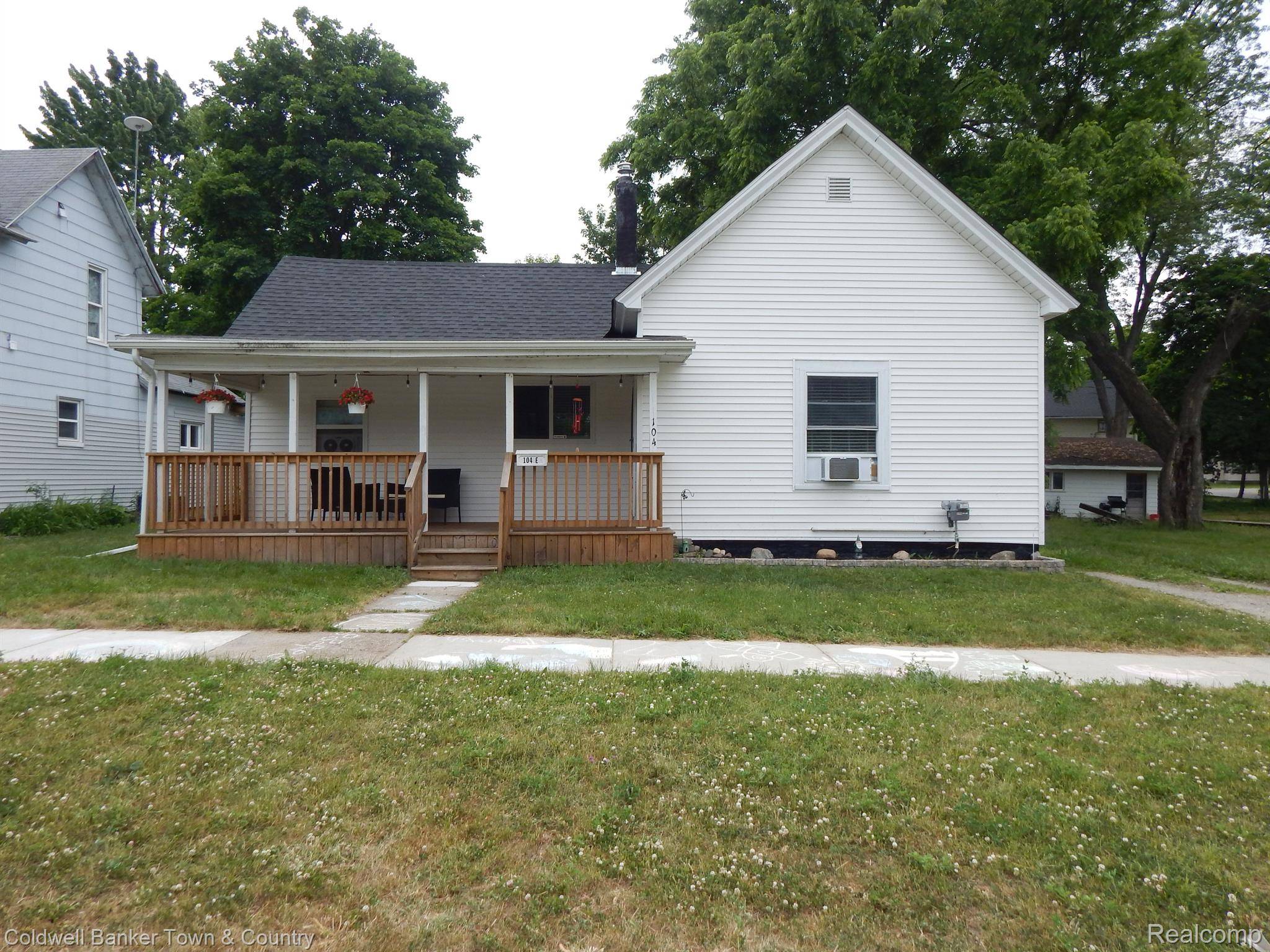 Durand, MI 48429,104 E PERRY ST