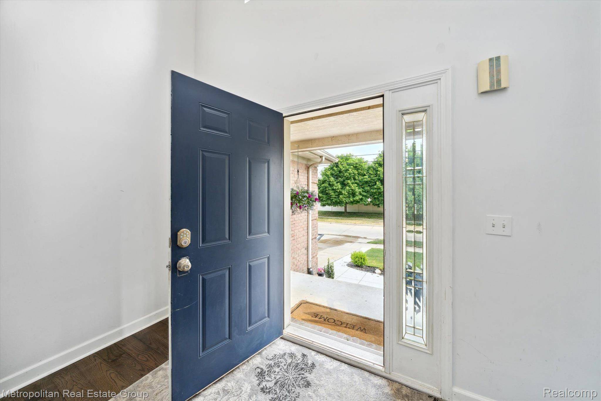 Taylor, MI 48180,23175 BREST