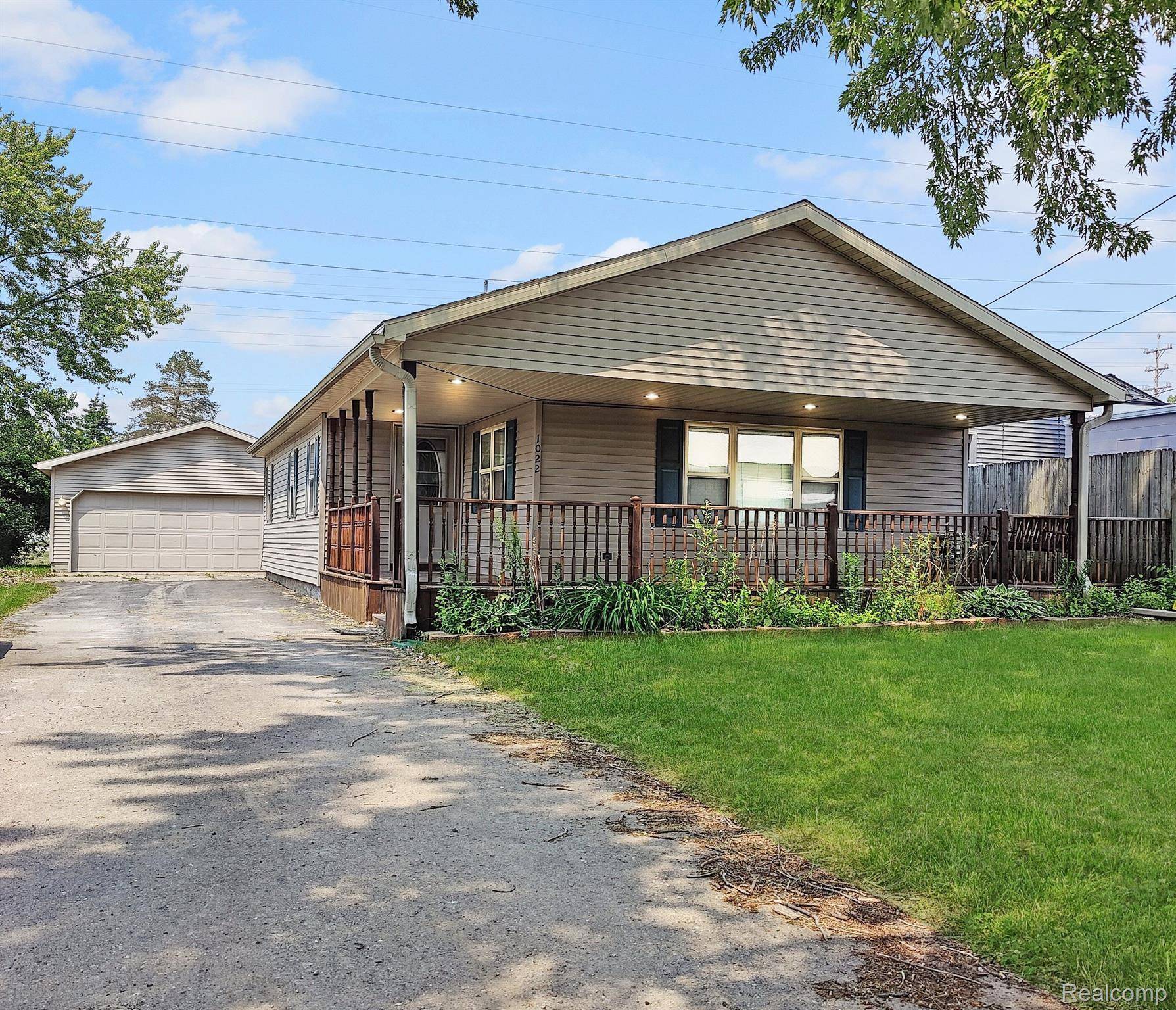 Mt. Morris, MI 48458,1022 W COSTELLO ST