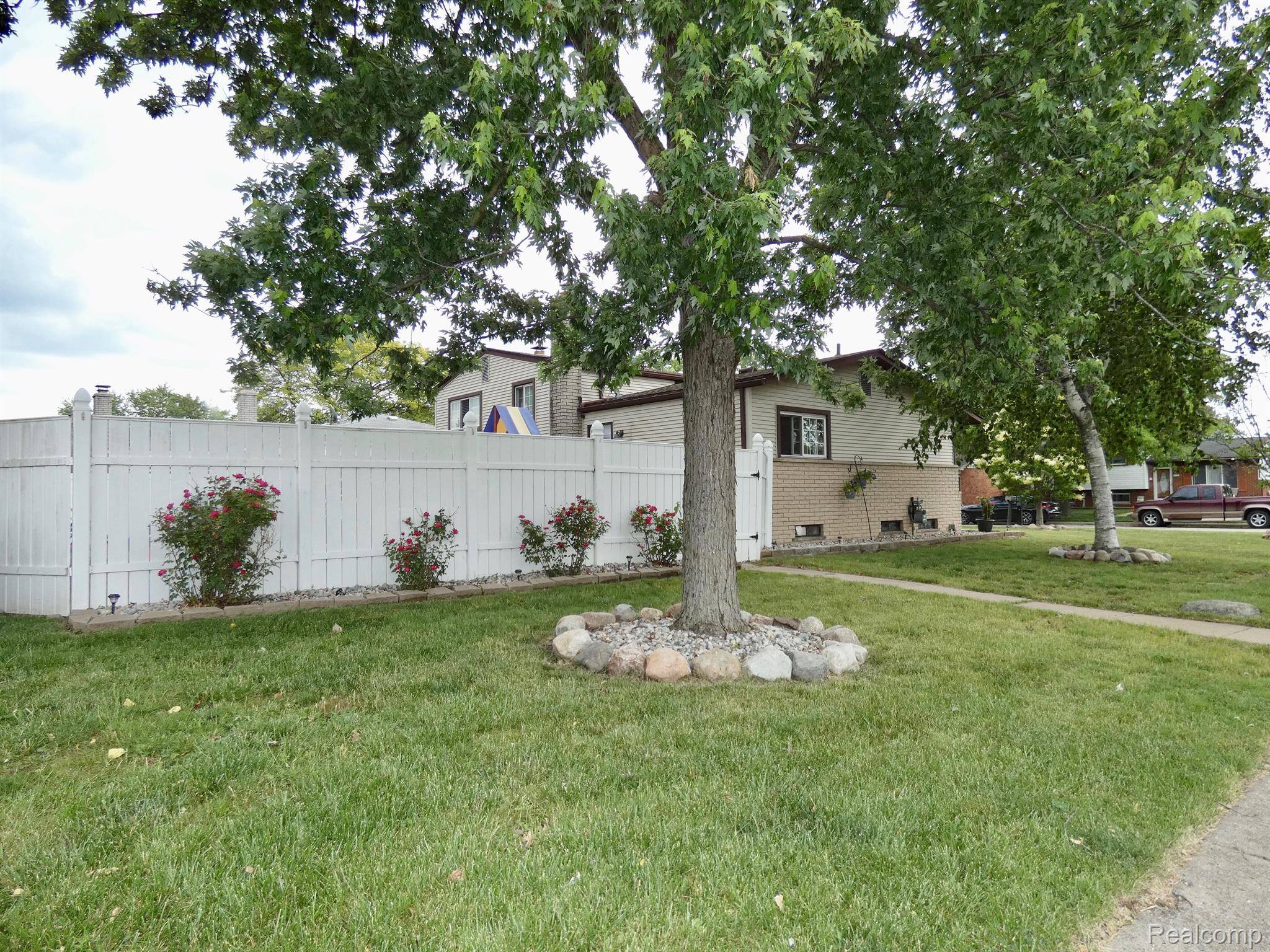 Woodhaven, MI 48183,22488 SOUTHPOINT ST