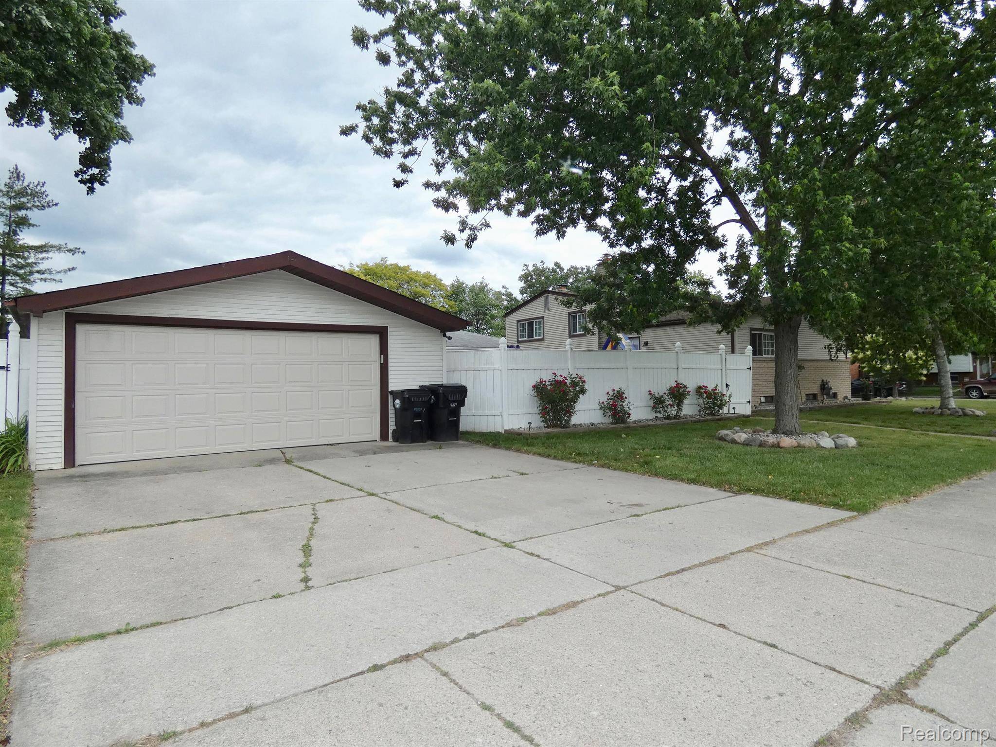 Woodhaven, MI 48183,22488 SOUTHPOINT ST