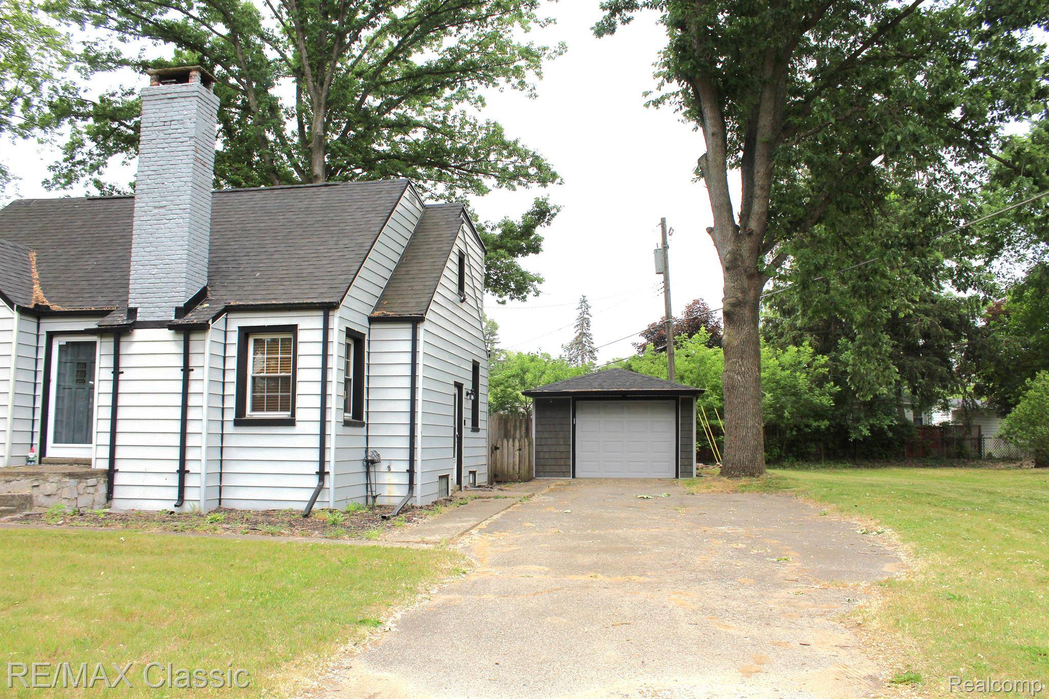 Farmington Hills, MI 48336,28311 SHIAWASSEE RD