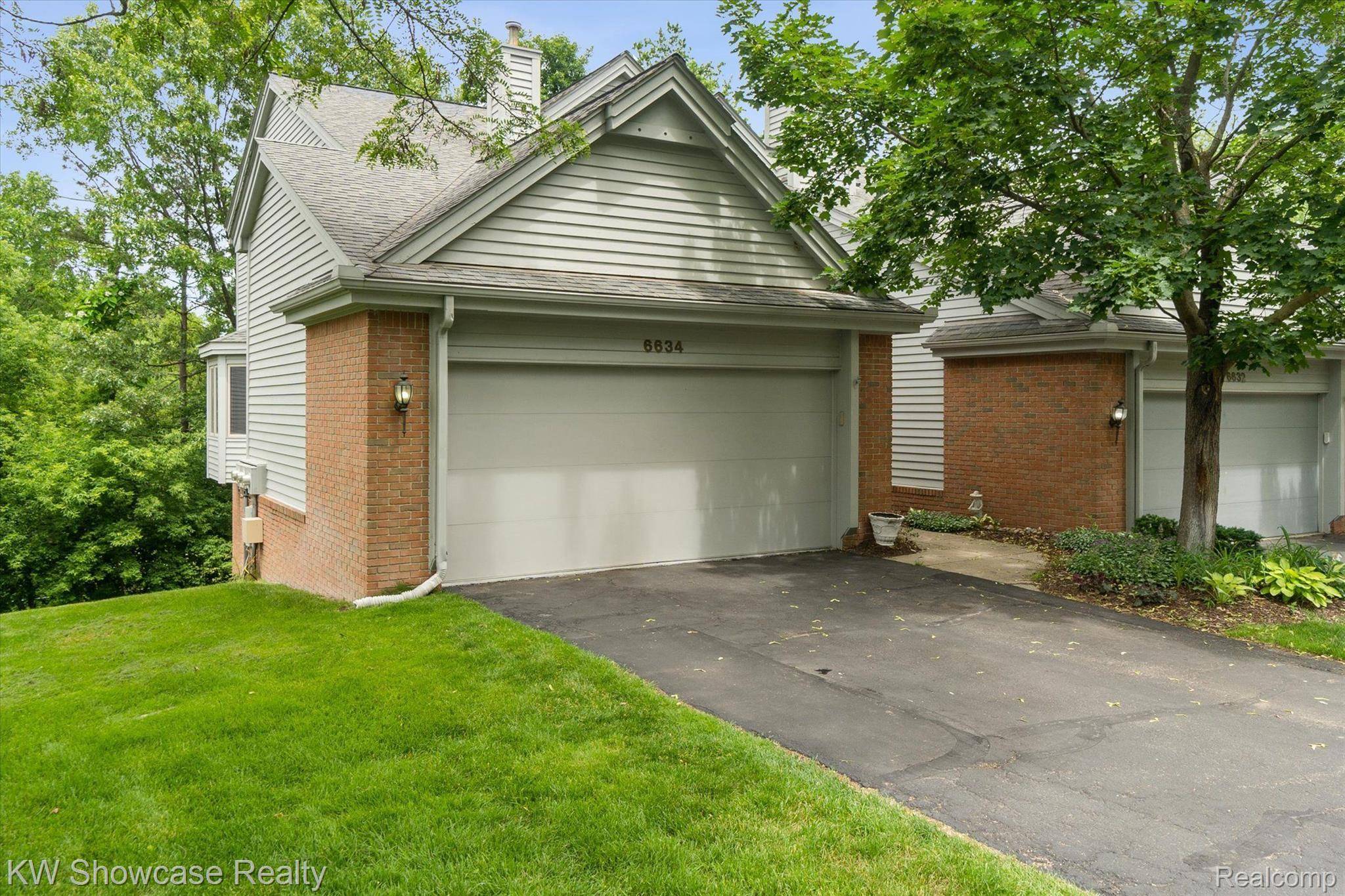 Clarkston, MI 48346,6634 RIDGEVIEW DR