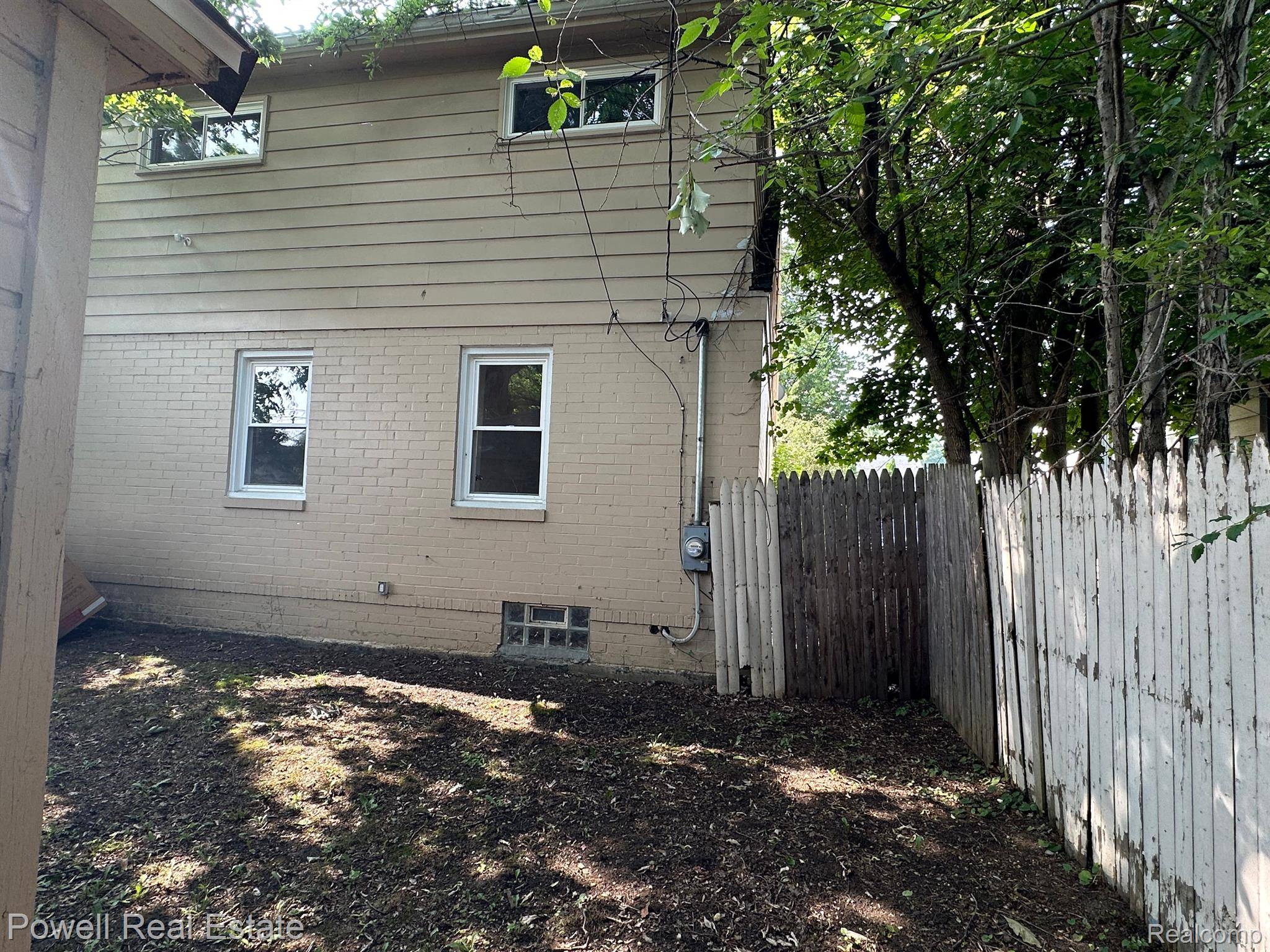 Pontiac, MI 48340,667 WESBROOK ST