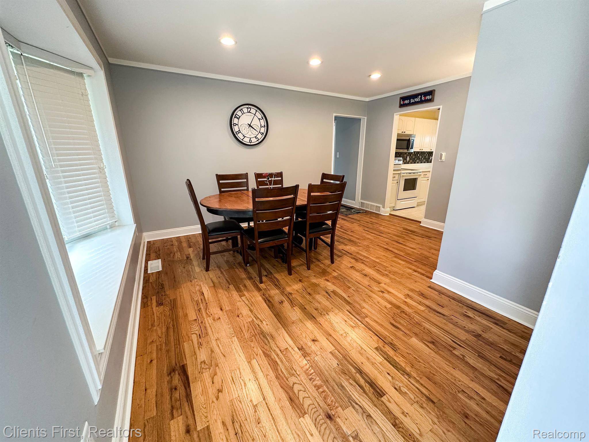 Canton, MI 48187,8259 ORHAN ST