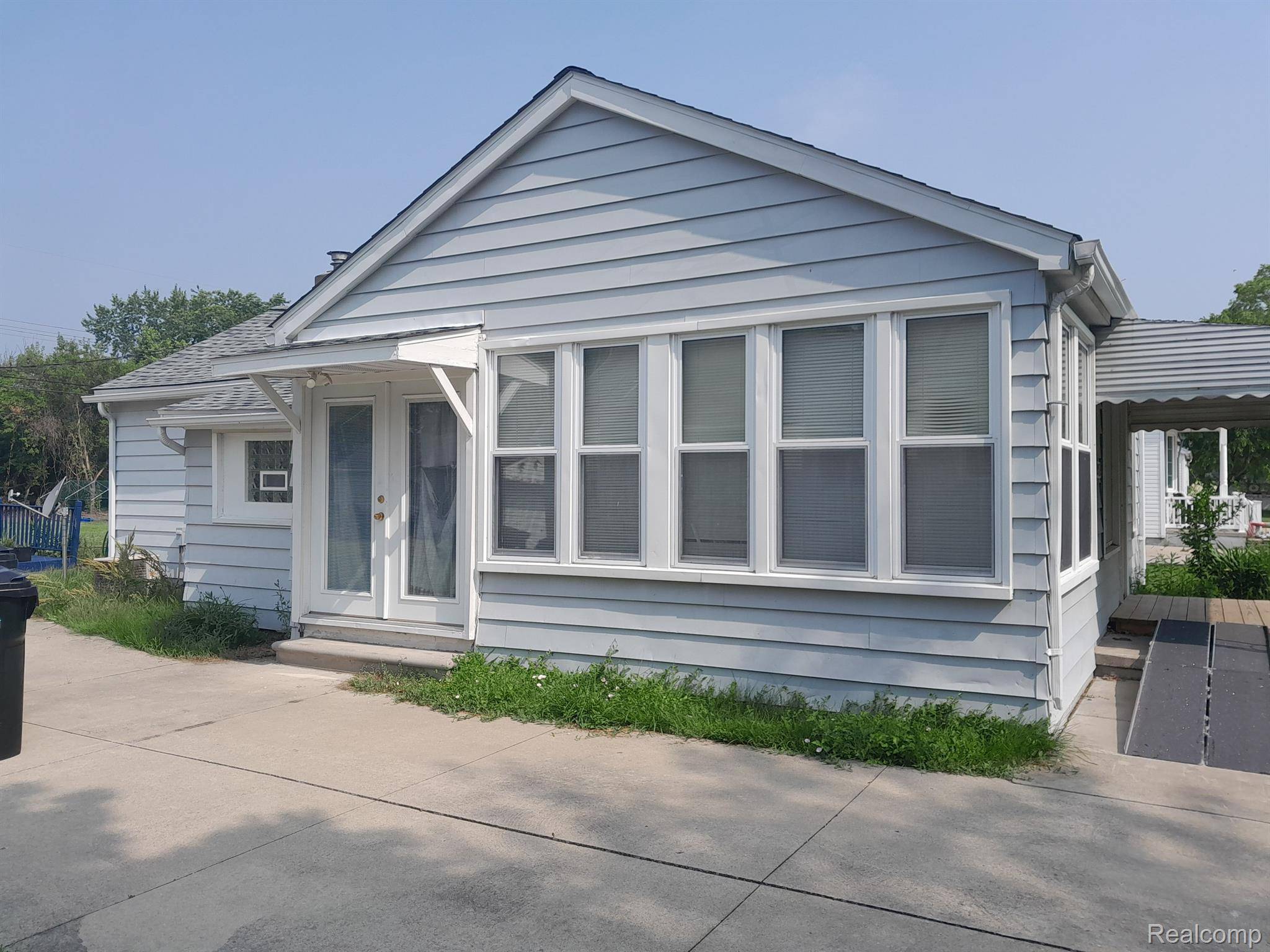 Woodhaven, MI 48183,22852 MONTEREY DR