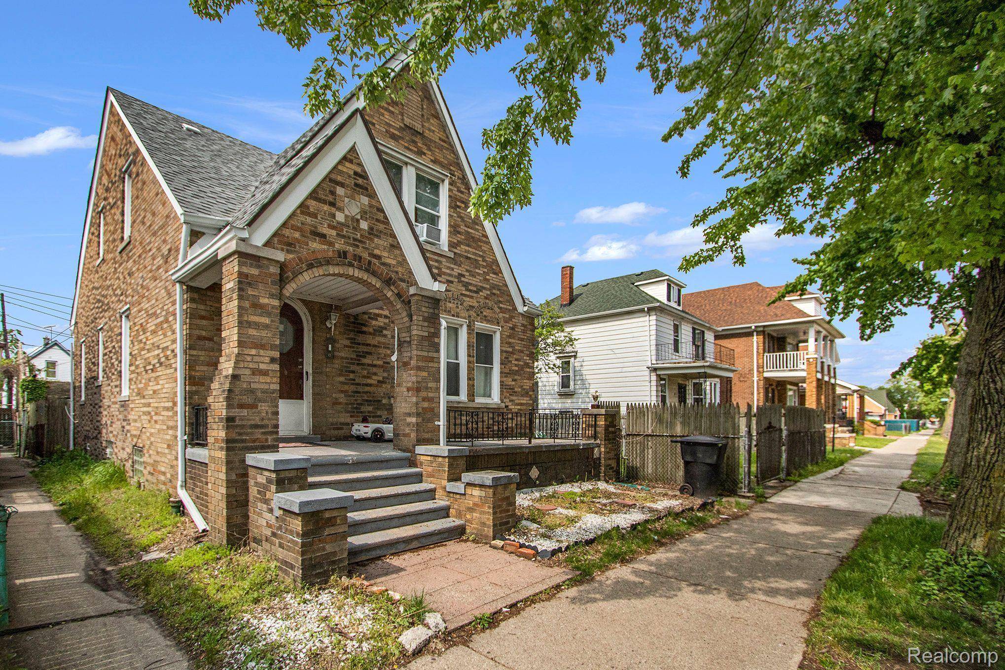 Detroit, MI 48212,3323 CARPENTER ST