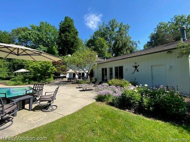 Rochester Hills, MI 48306,6080 BLUE BEECH CT