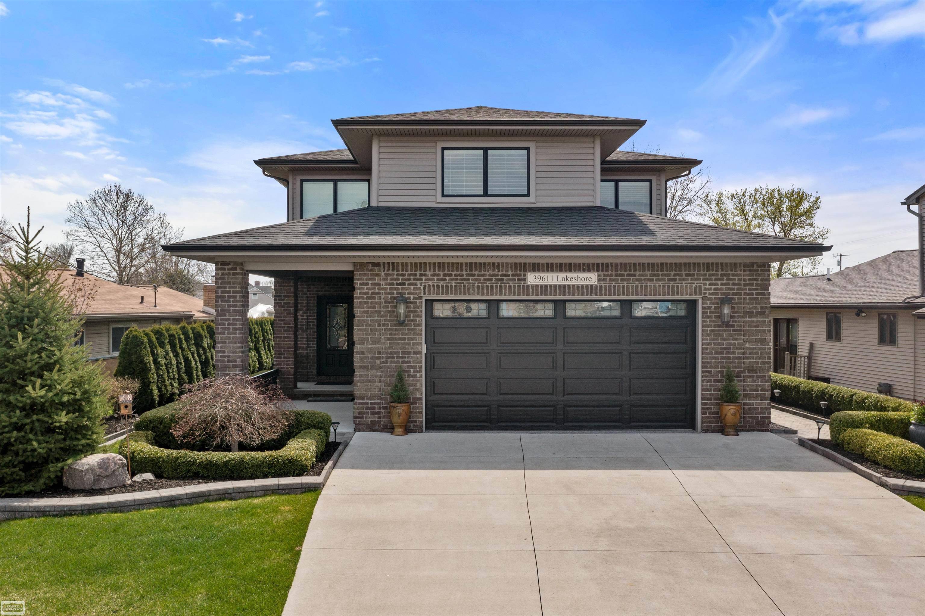 Harrison Twp, MI 48045,39611 Lakeshore