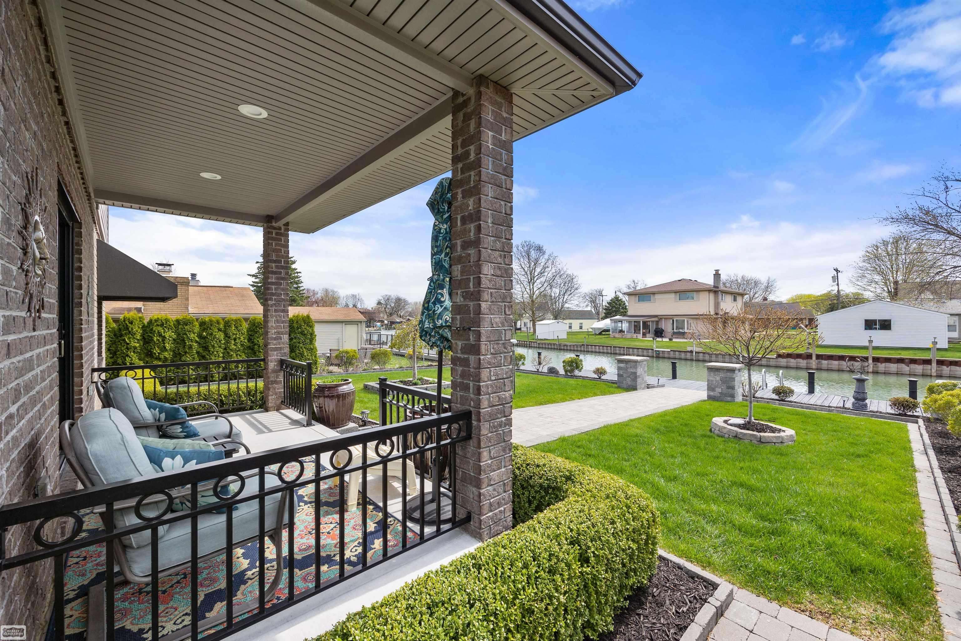 Harrison Twp, MI 48045,39611 Lakeshore