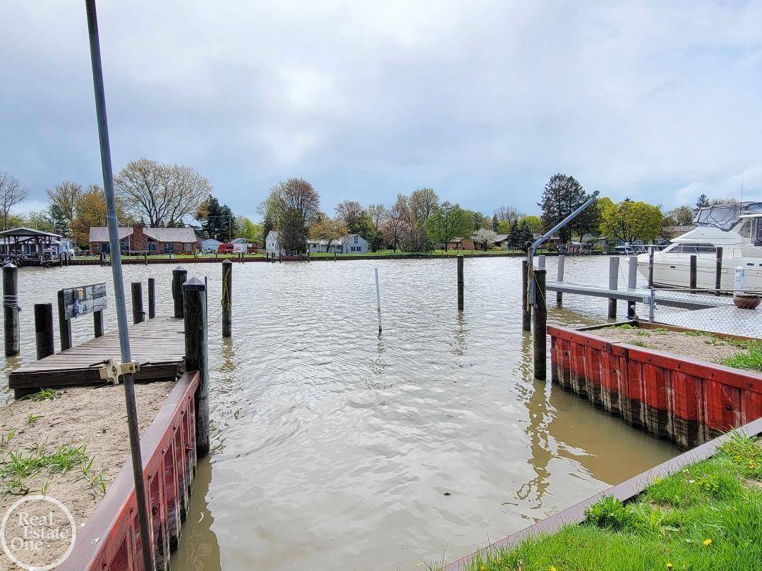 Harrison Twp, MI 48045,29668 Old North River Rd