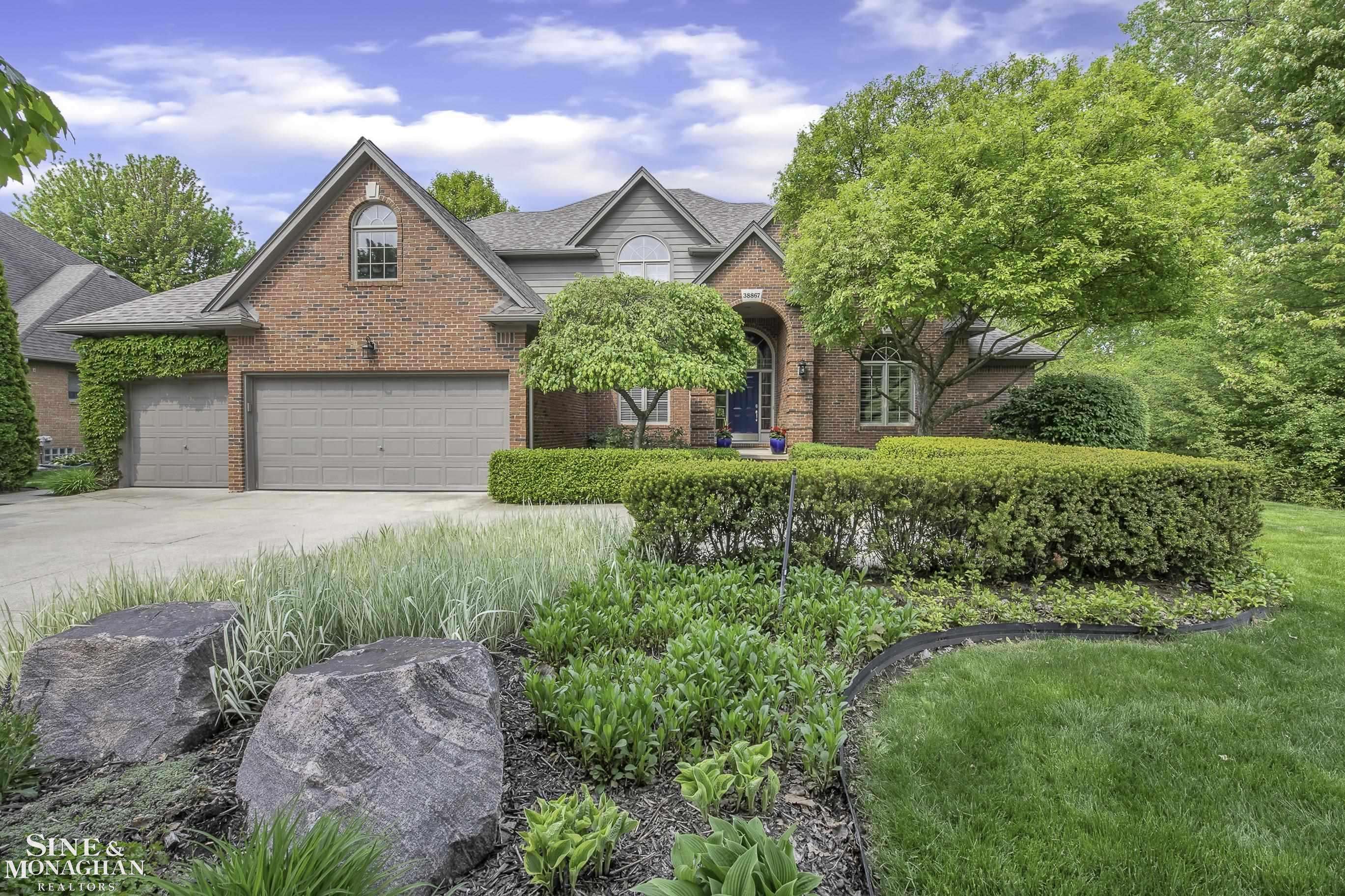 Harrison Twp, MI 48045,38867 Bellingham