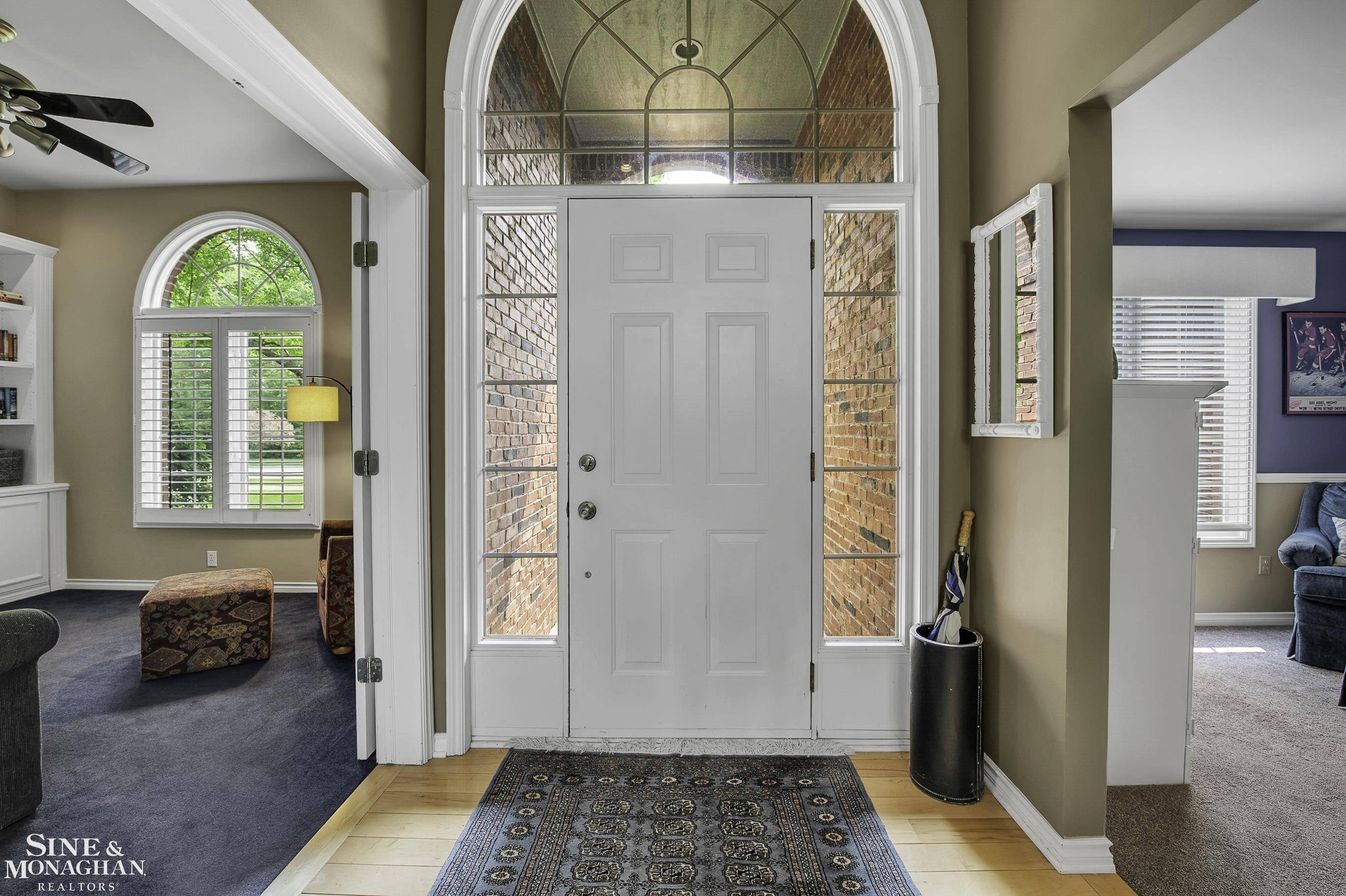 Harrison Twp, MI 48045,38867 Bellingham