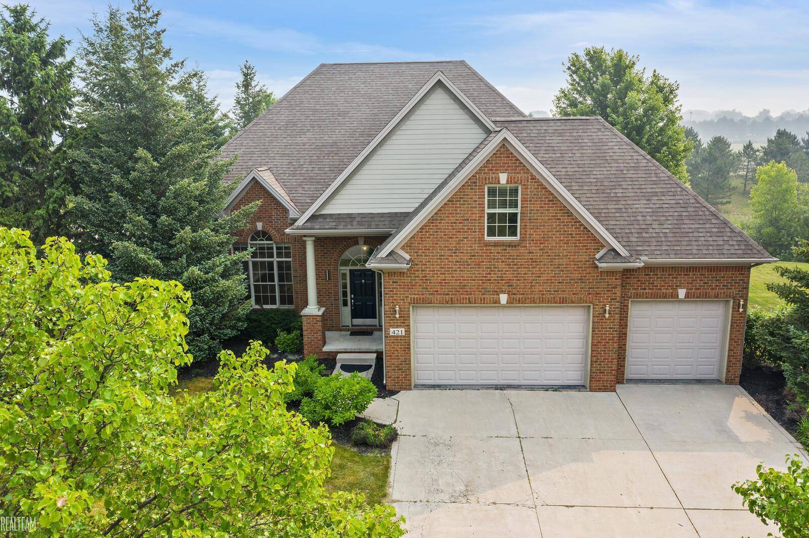 Dundee, MI 48131,421 Corinth