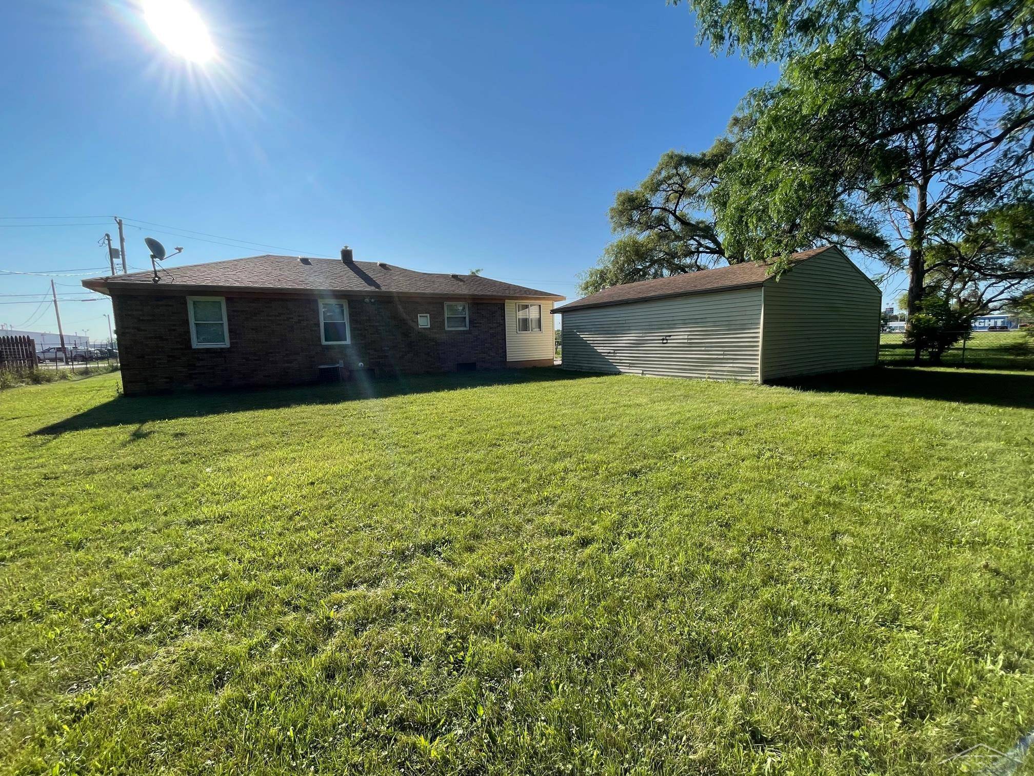 Saginaw, MI 48601,135 S Outer