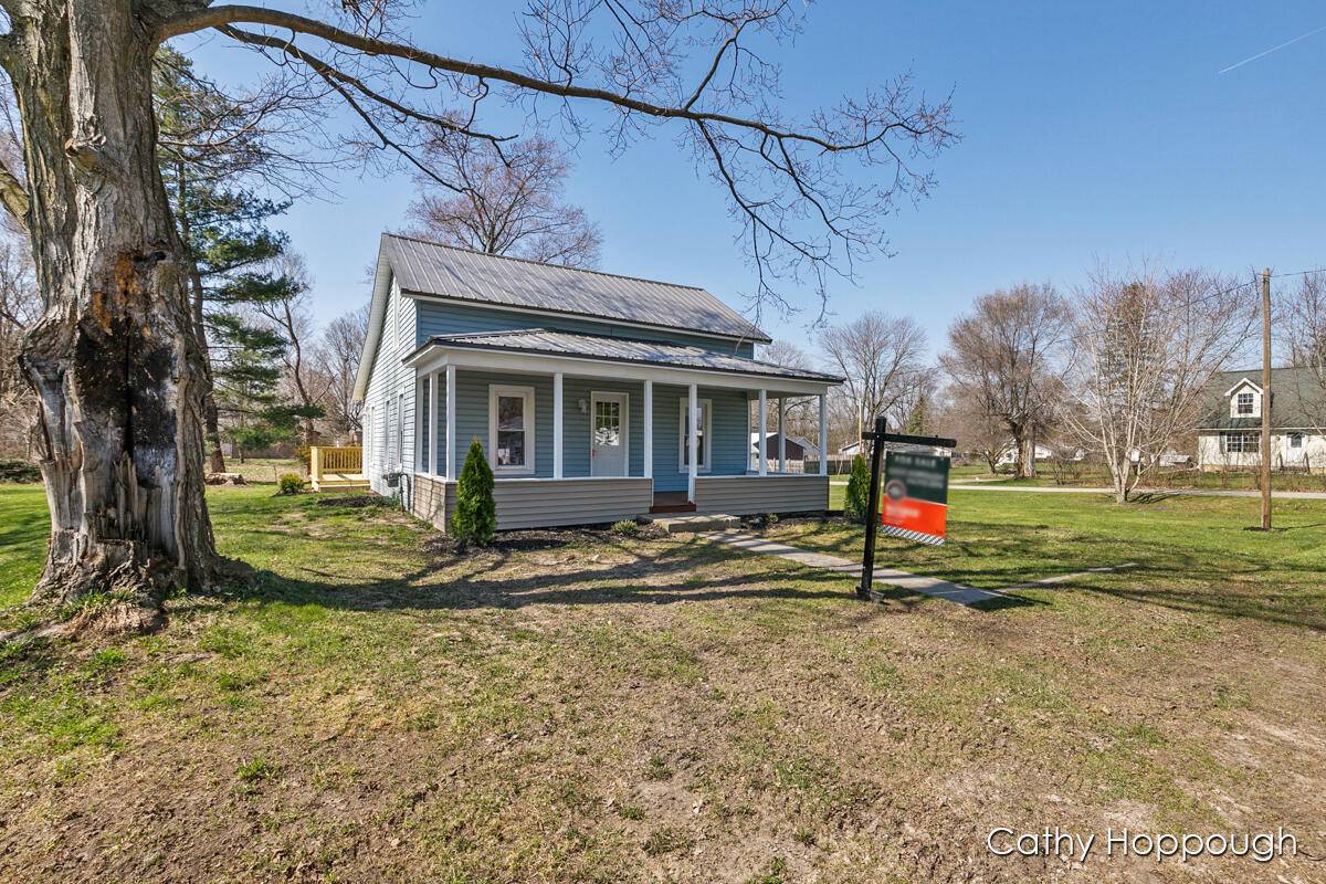 Hubbardston, MI 48845,179 Seaver ST