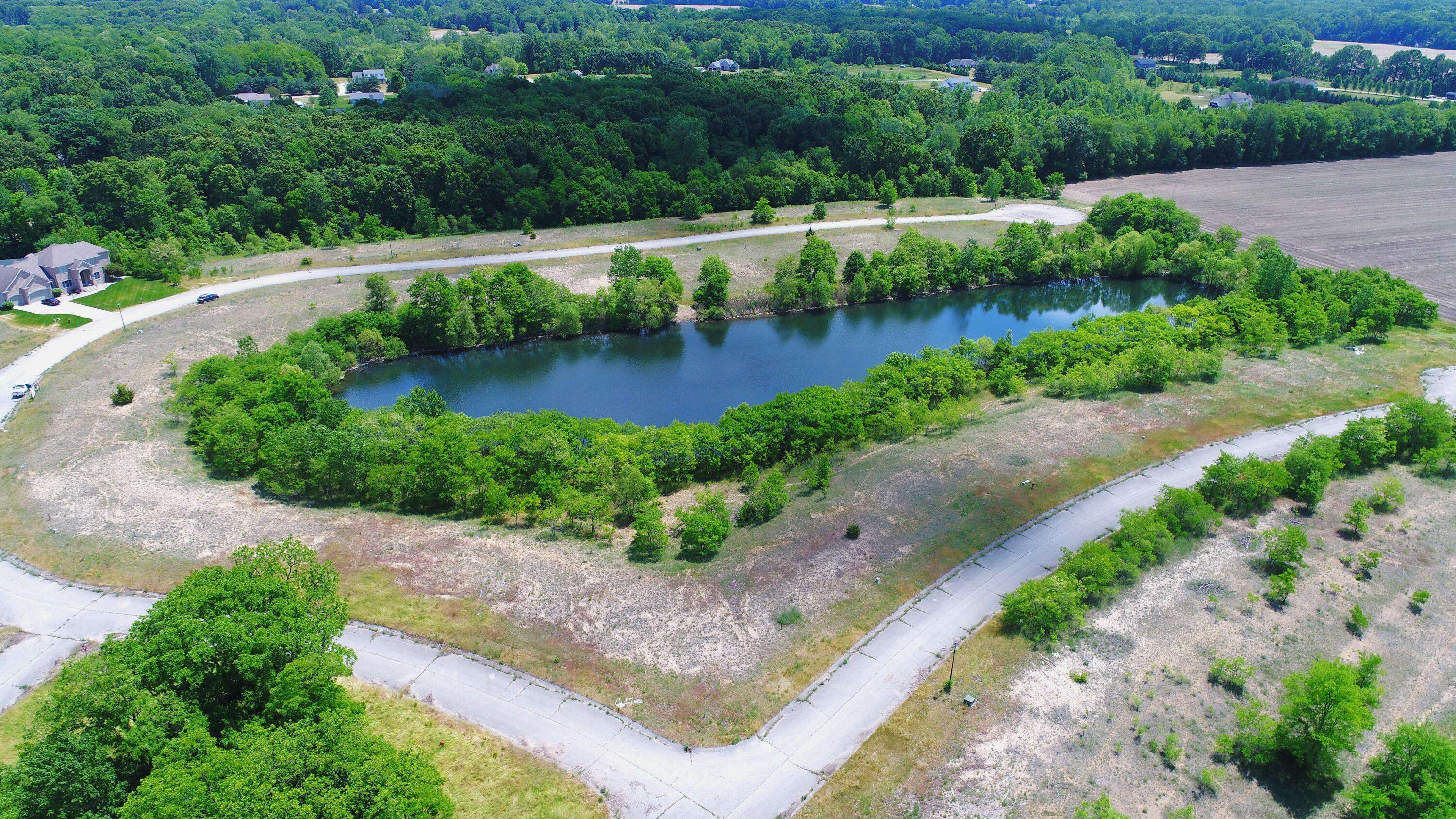 Edwardsburg, MI 49112,9 Caroline CT