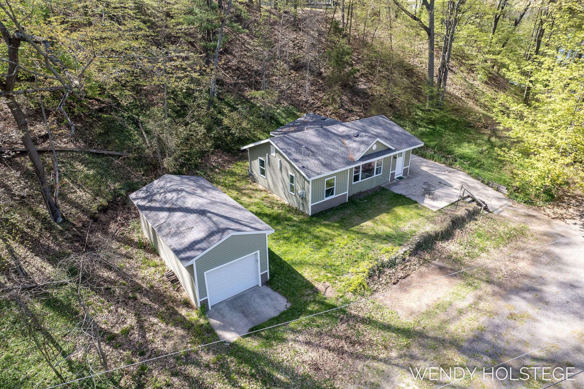 West Olive, MI 49460,16856 Lake AVE