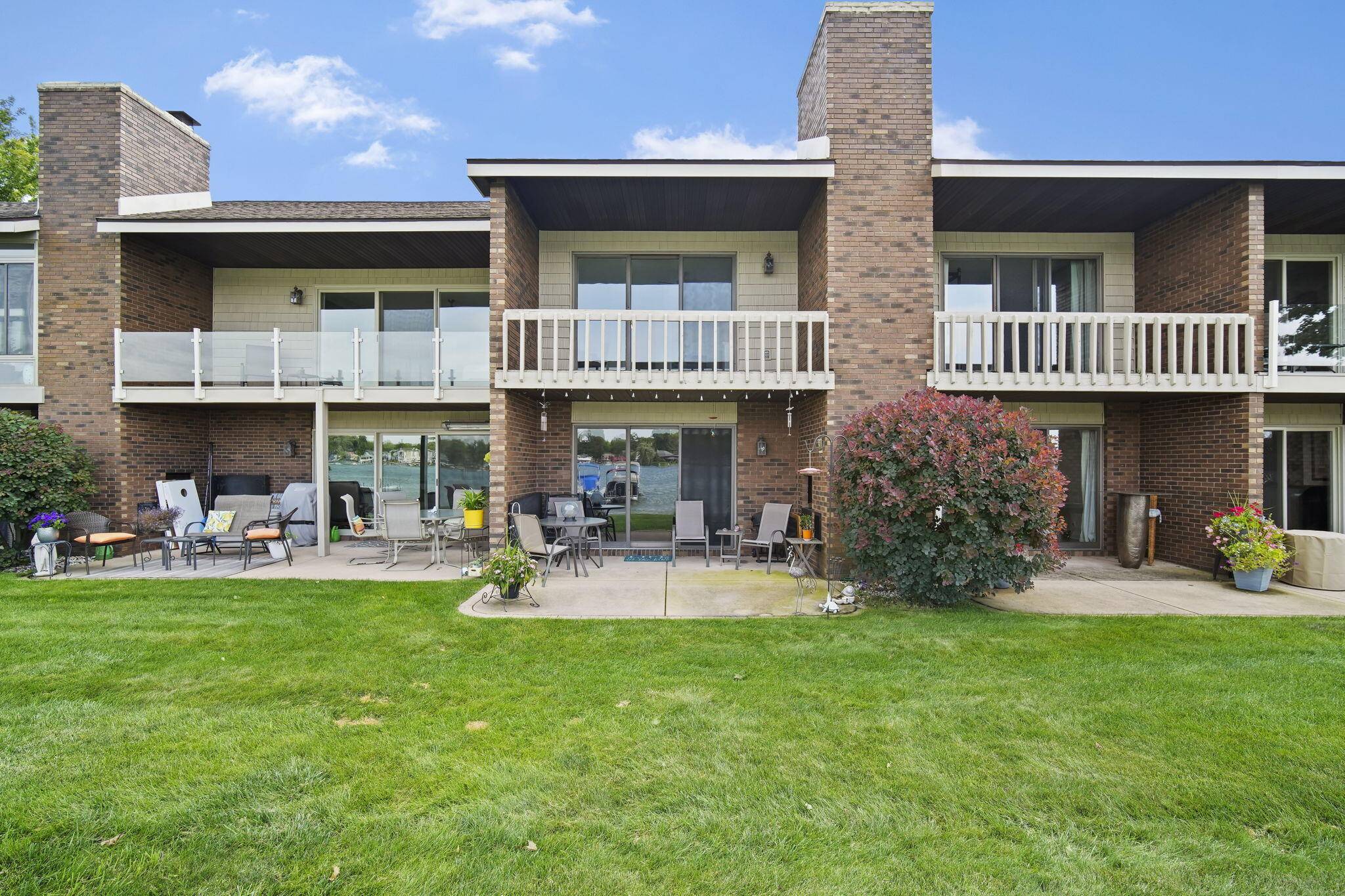 1310 Eagle Point RD, Columbia Twp, MI 49234